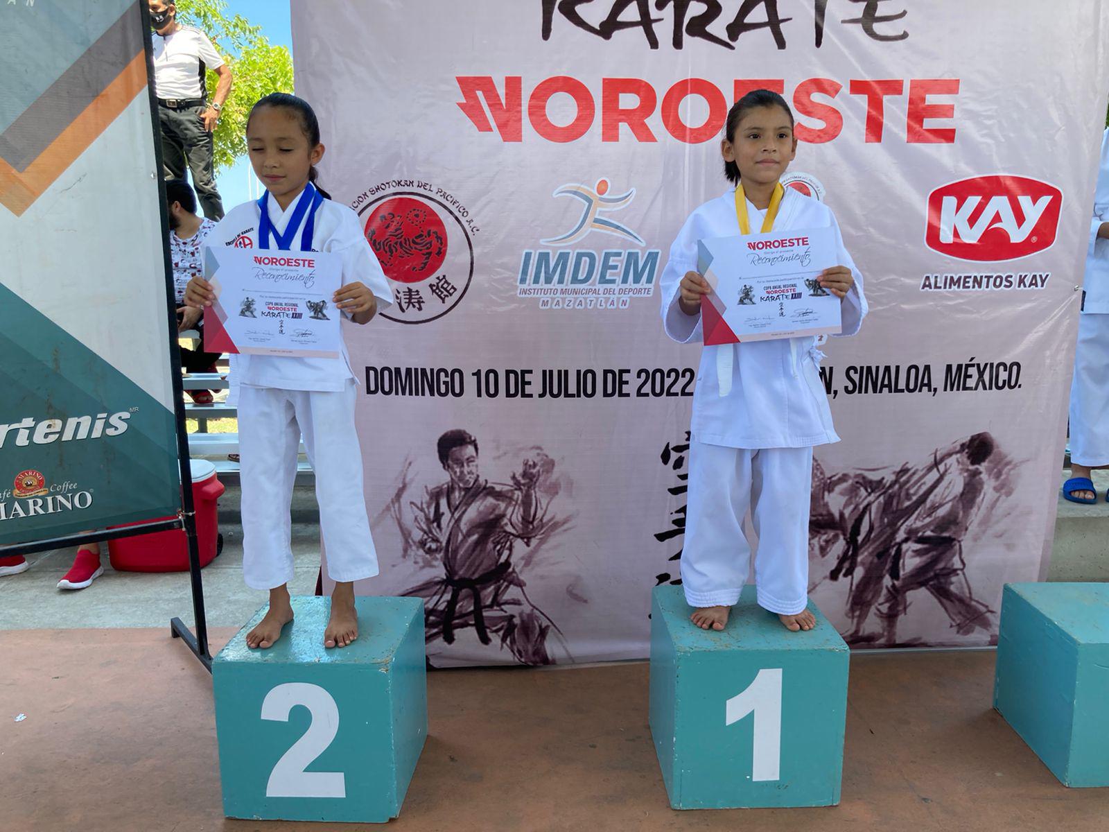 $!Verónica López domina en formas y combate en la Copa Anual Regional de Karate Noroeste
