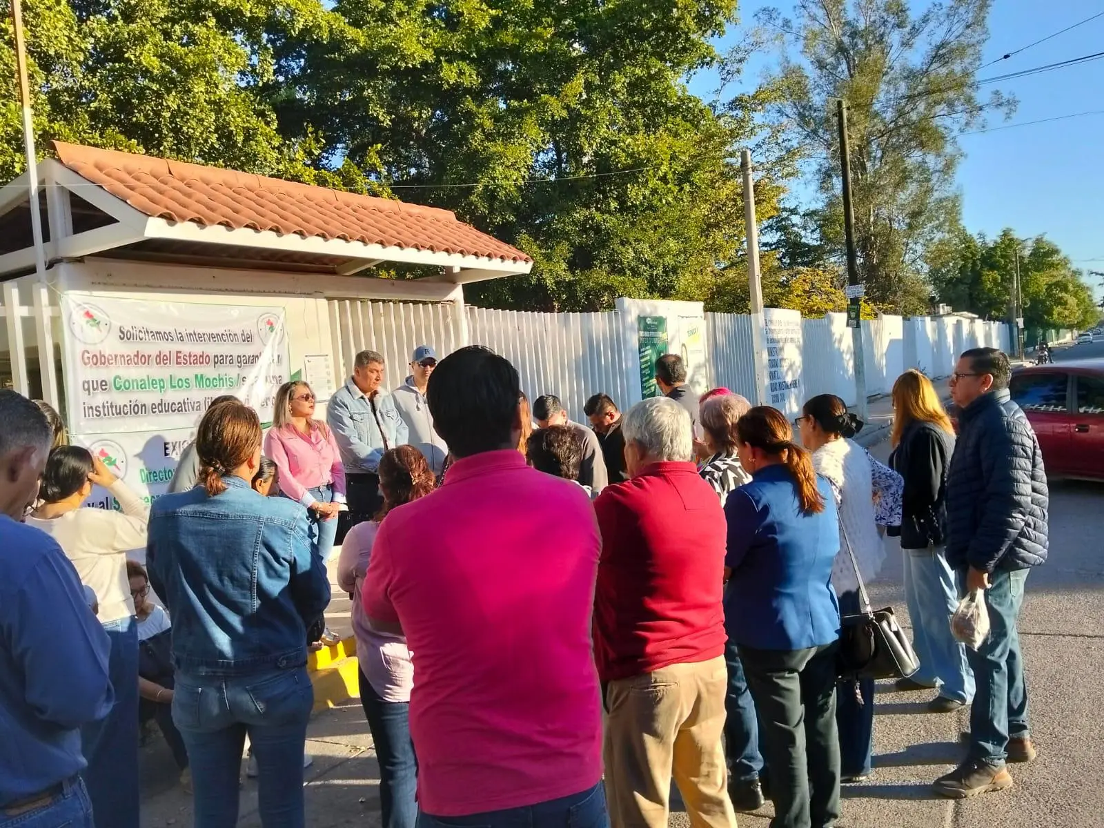 $!Paralizan clases en Conalep Sinaloa; acusan protección a docentes violentos en Los Mochis