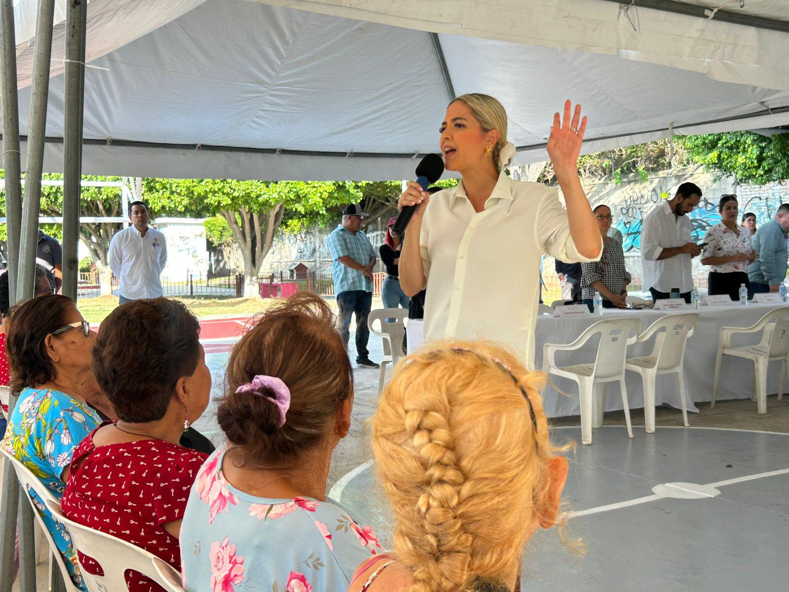 $!Servicios públicos, apoyos sociales y asesoría jurídica es lo más solicitado en la Salvador Allende