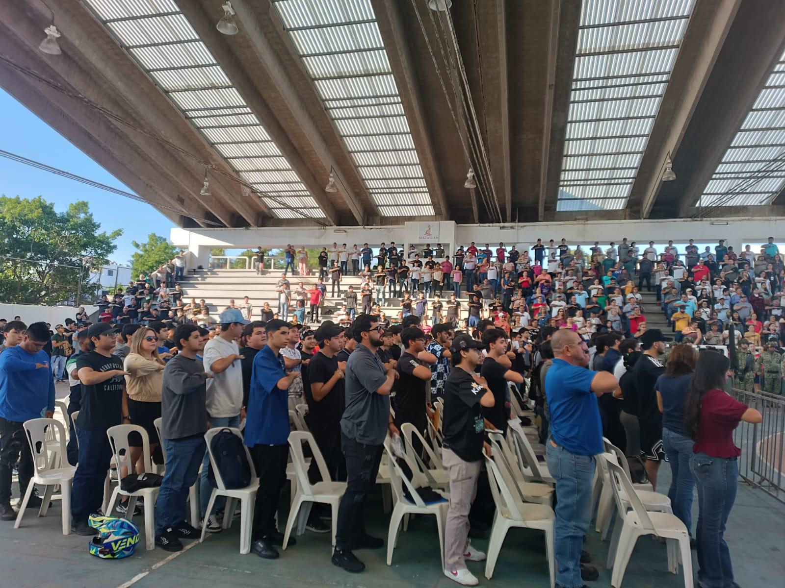 $!Sorteo del Servicio Militar reúne a mil 444 jóvenes en Mazatlán