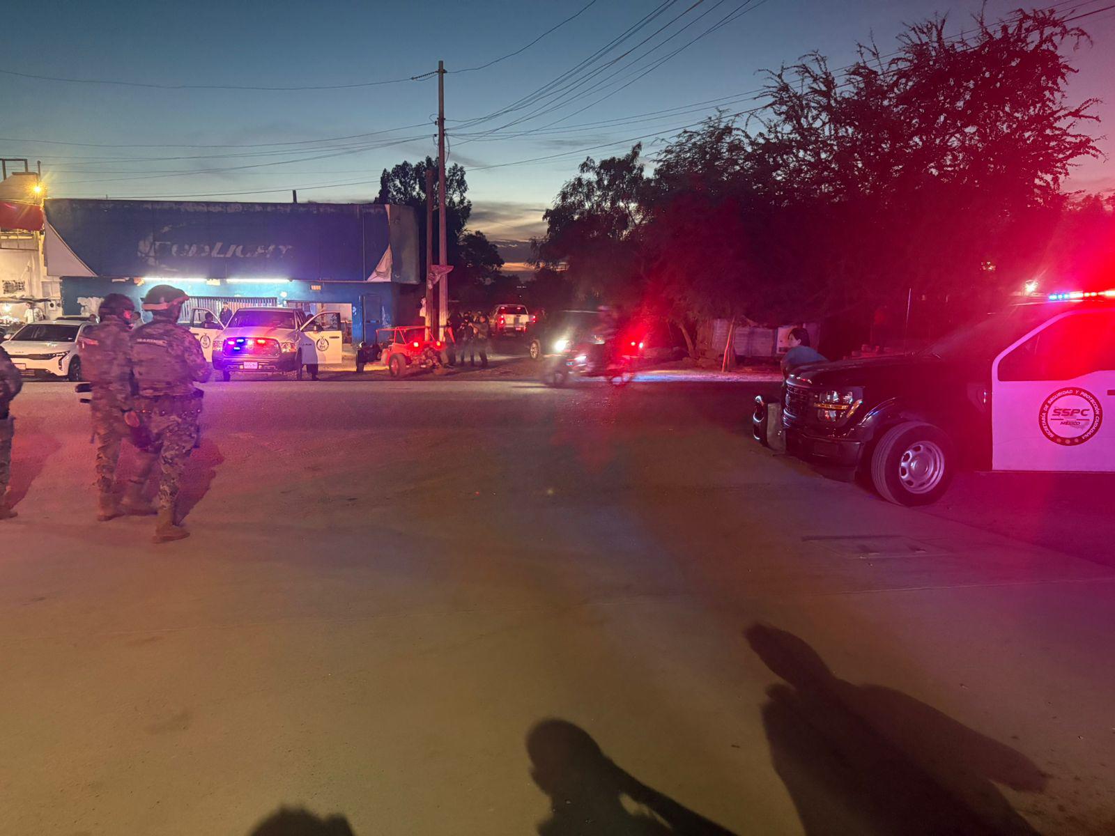 $!Joven de 19 años resulta lesionada tras ataque armado entre civiles y autoridades en Villa Juárez, en Navolato