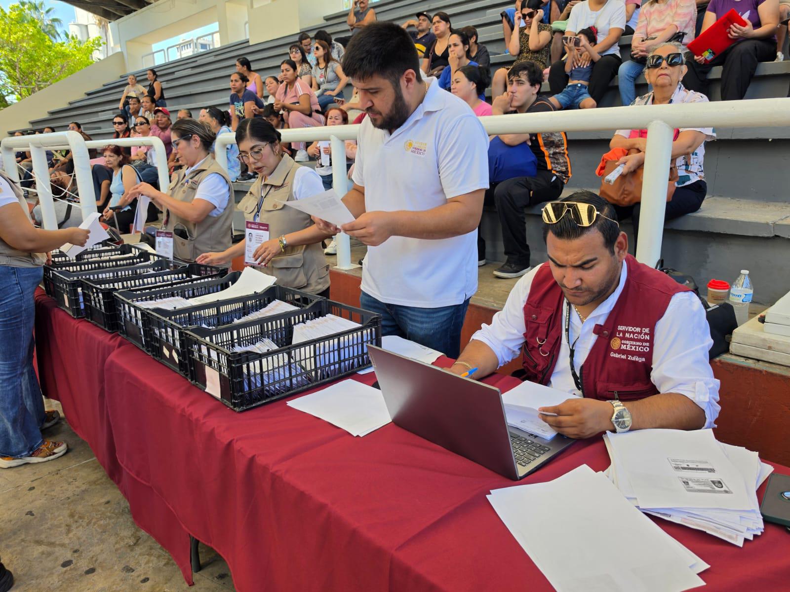 $!Entregan en Mazatlán 500 tarjetas de la Pensión del Bienestar de las Personas con Discapacidad Permanente