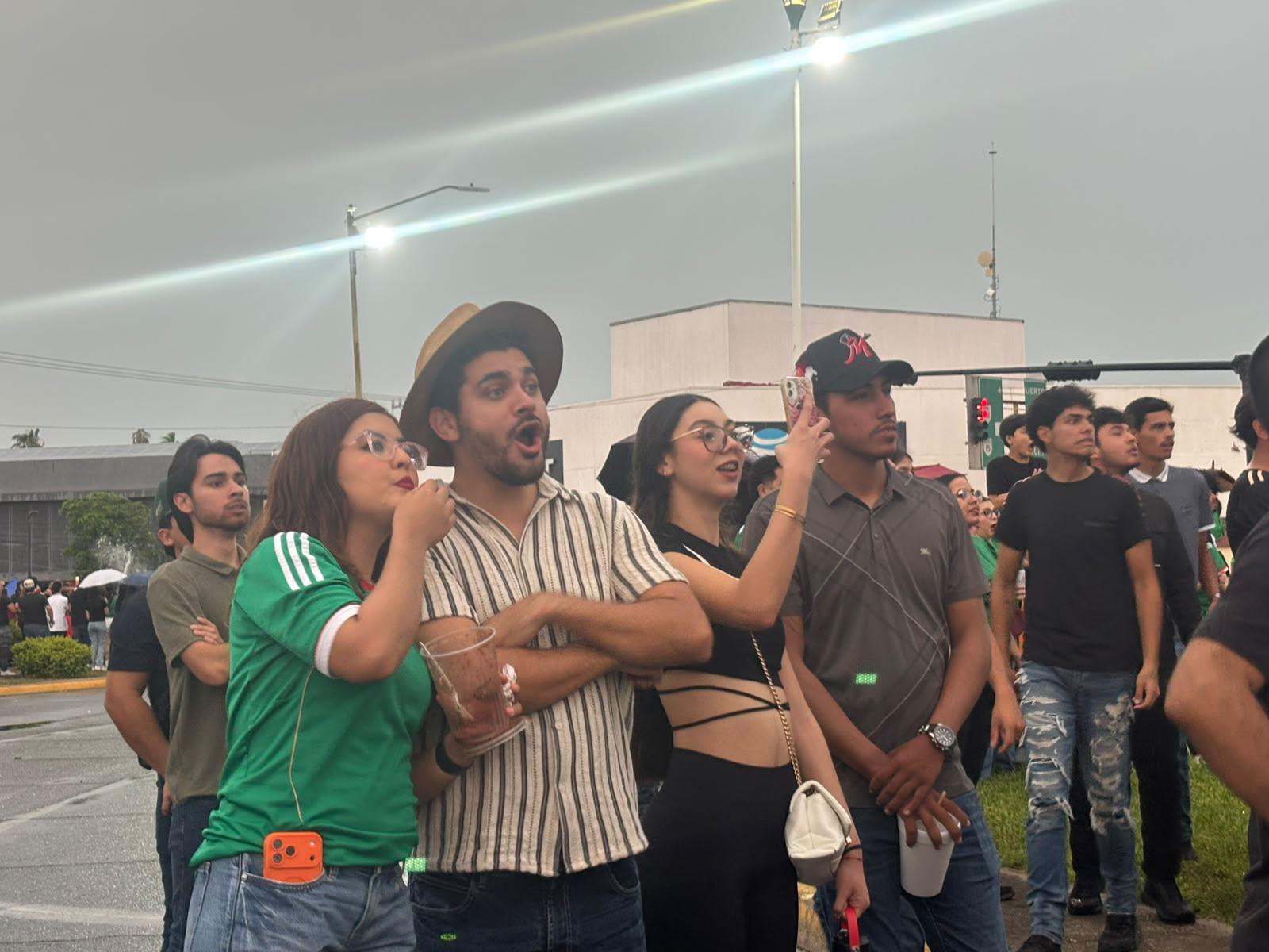 $!‘La Canasta’ vibró con 10 mil aficionados, pero Inglaterra tocó la fiesta tricolor en Culiacán