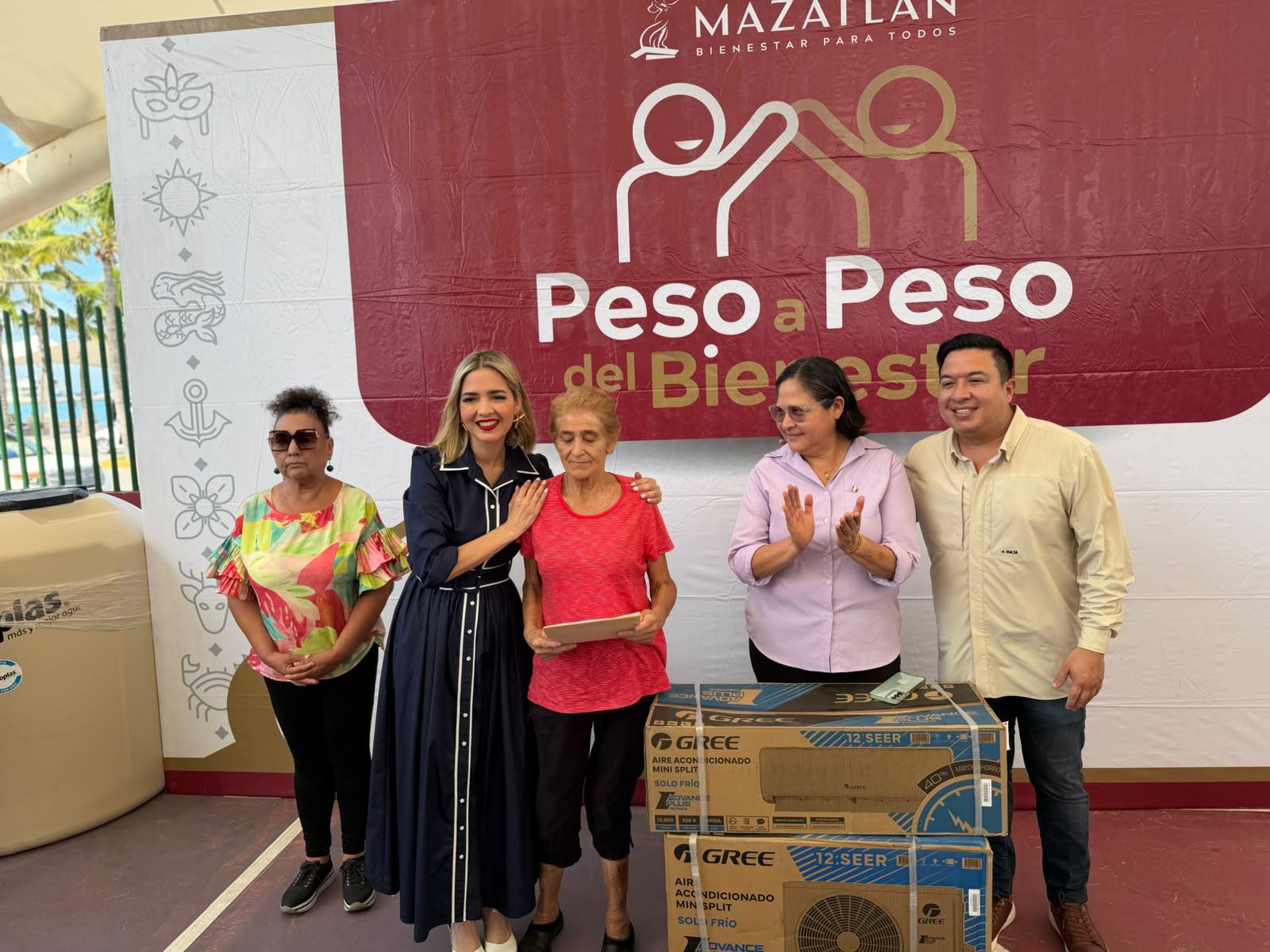 $!Apoyan a 148 familias para mejorar sus hogares con programa Peso a Peso, en Mazatlán