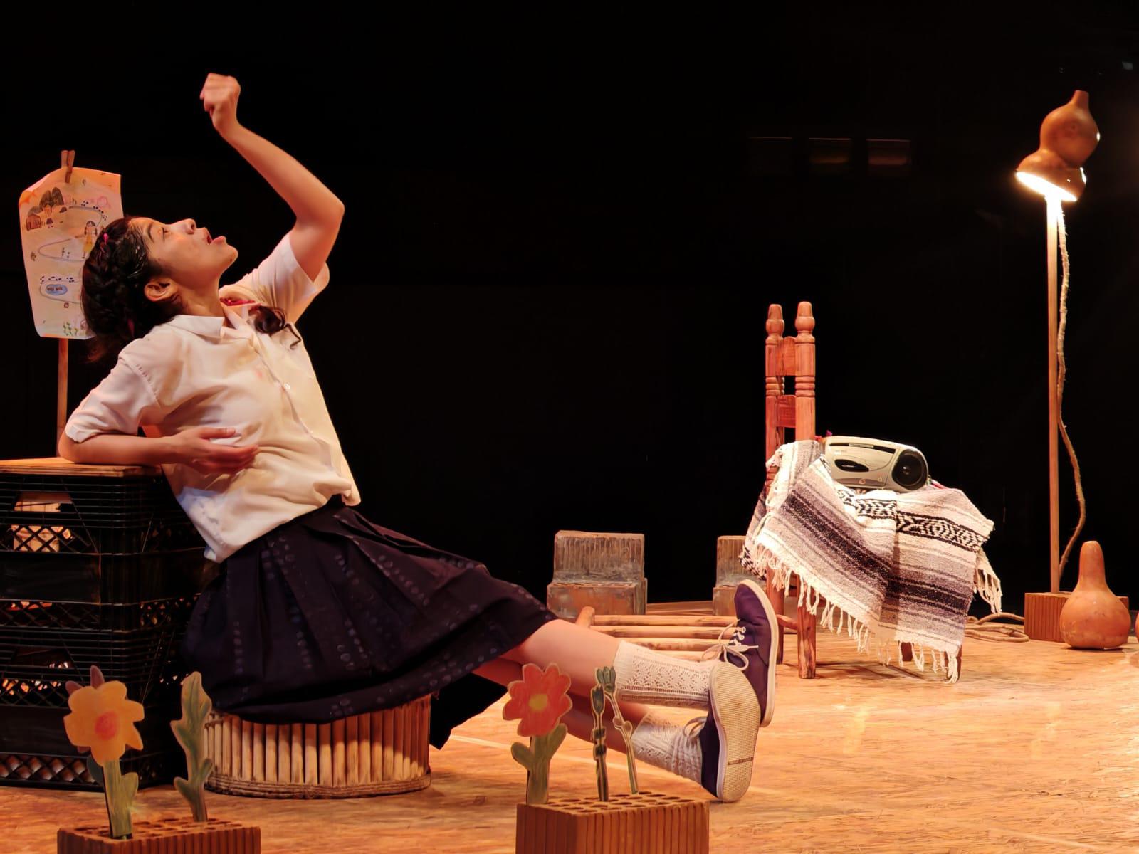 $!La señora de la radio.