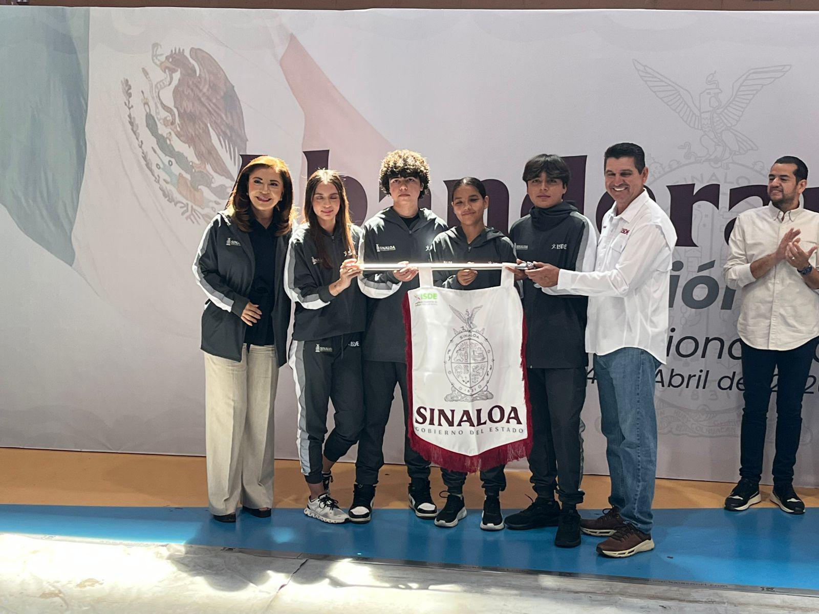 $!Abanderan a delegación de Sinaloa para la Olimpiada Nacional Conade 2026
