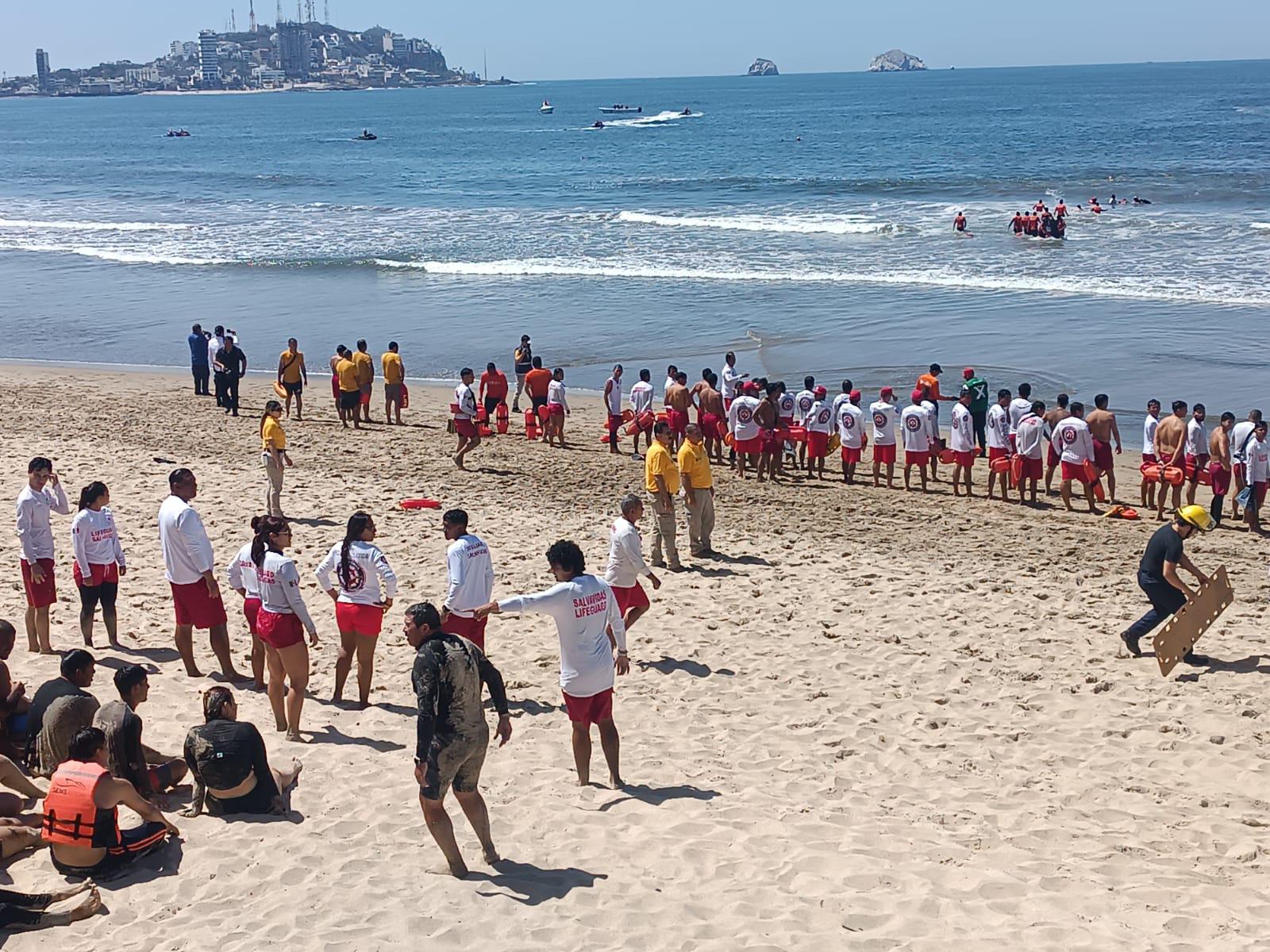 $!Simulacro en Mazatlán evalúa respuesta ante emergencias acuáticas previo a Semana Santa
