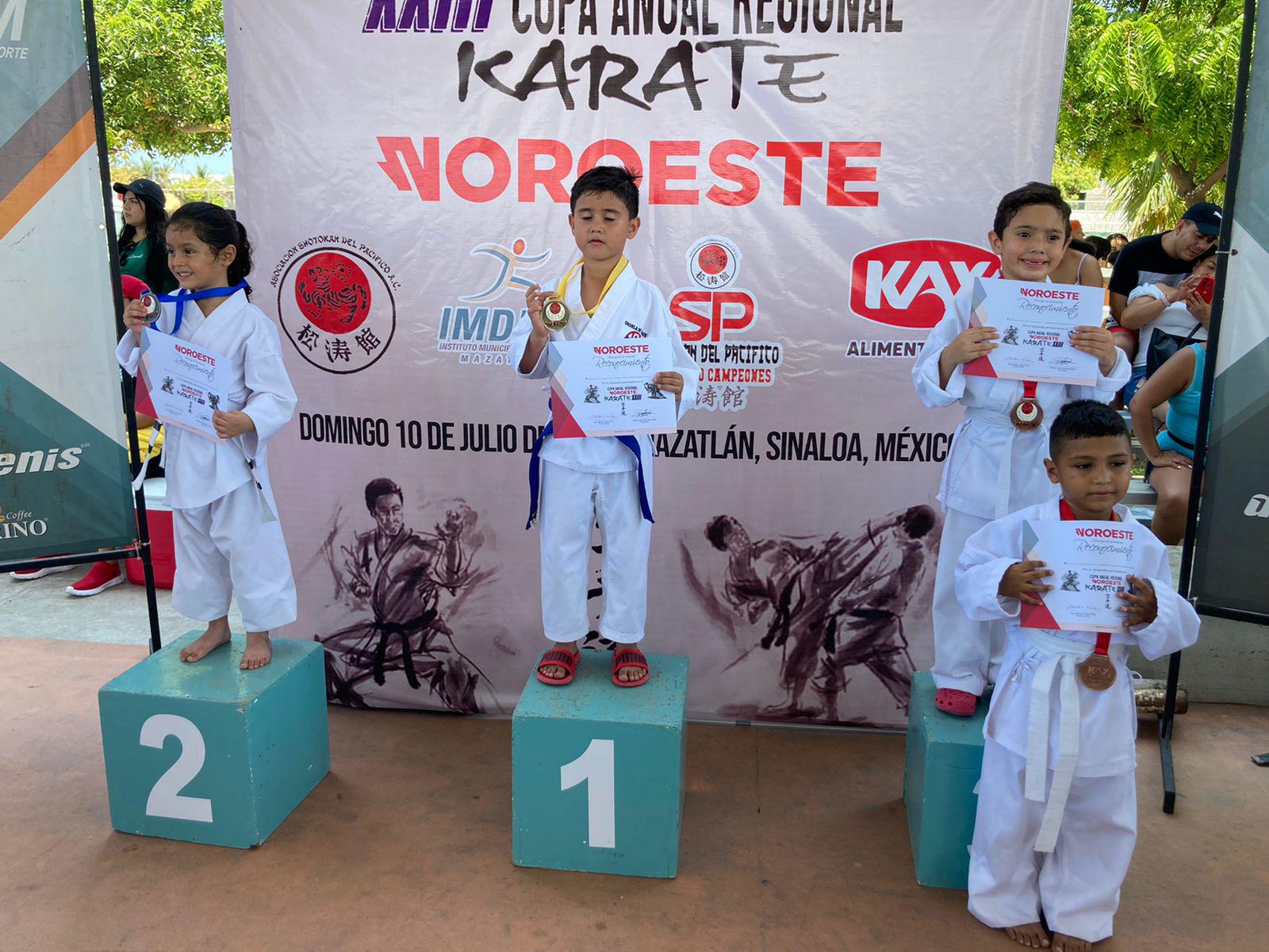 $!Verónica López domina en formas y combate en la Copa Anual Regional de Karate Noroeste