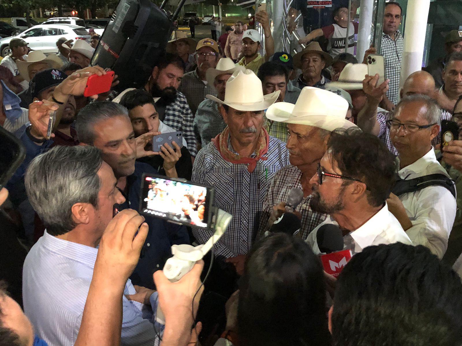 $!Propone Estado atender a cada productor con inquietudes