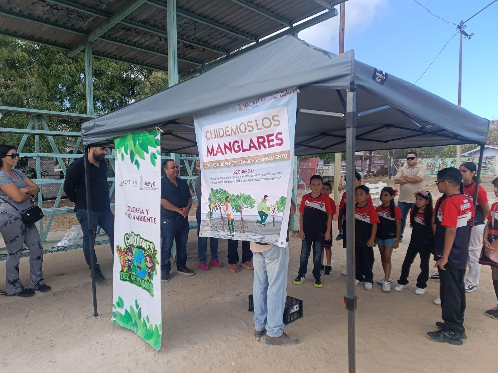 $!Impulsan en Mazatlán cuidado ambiental con limpieza ambiental y nuevos ‘Guardianes del Medio Ambiente’