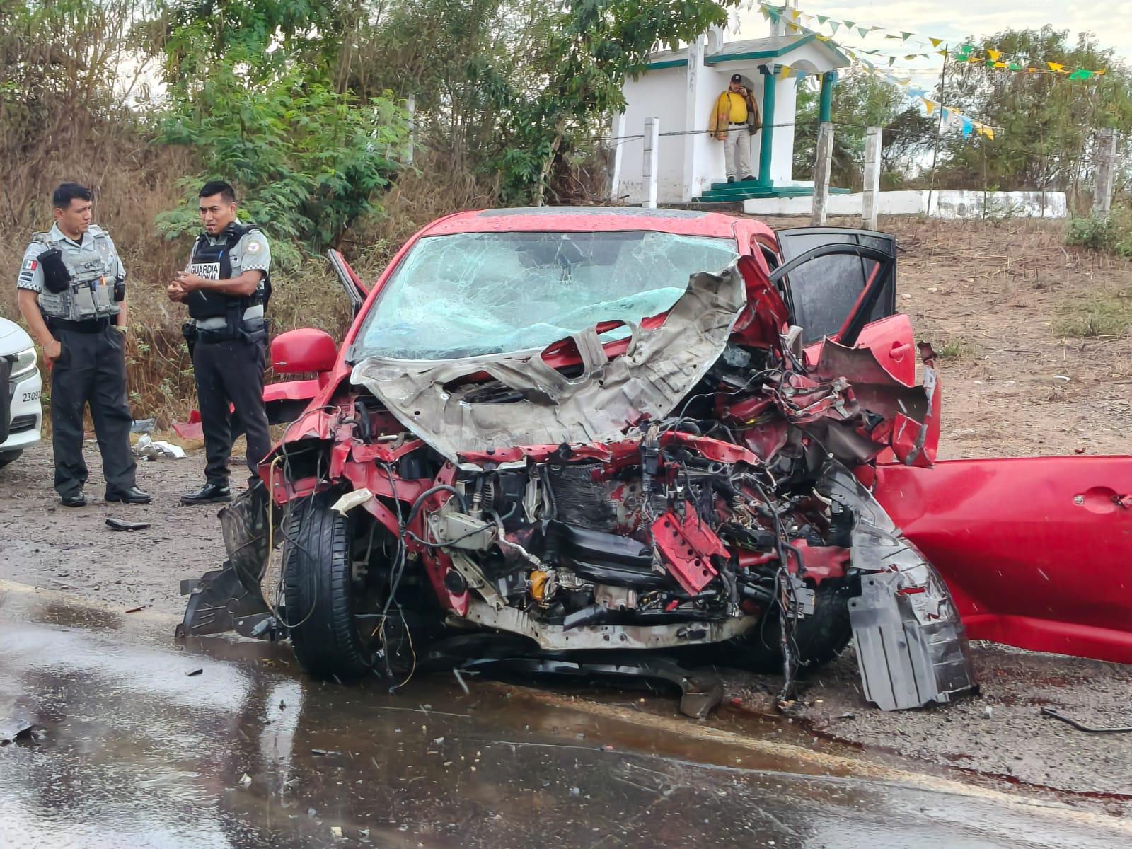 $!Muere mujer en aparatoso choque en la México 15 a la altura de Rosario