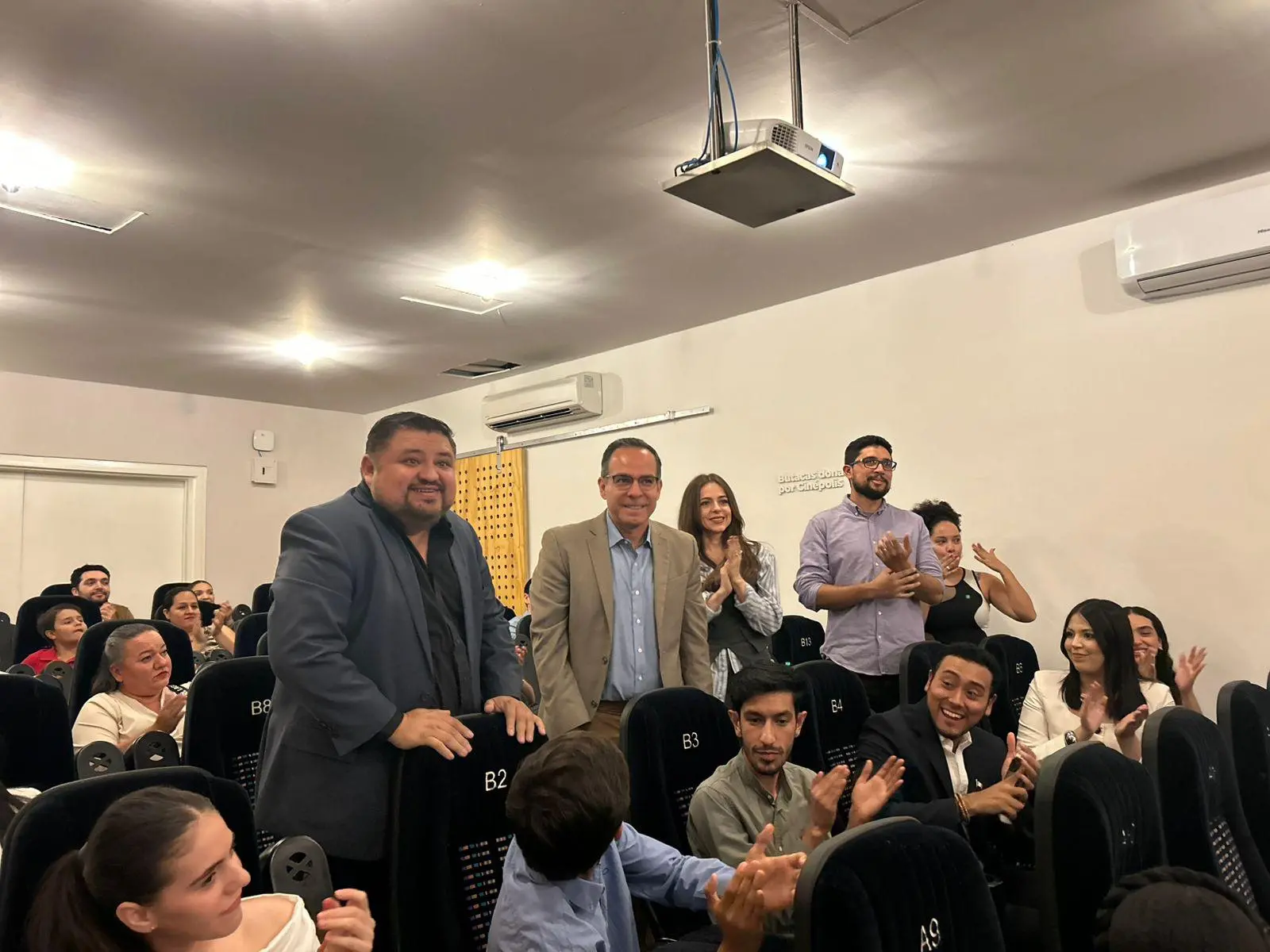 $!Concluyen jóvenes ciclo en programa ‘Líderes 2026’ en la Casa del Maquío