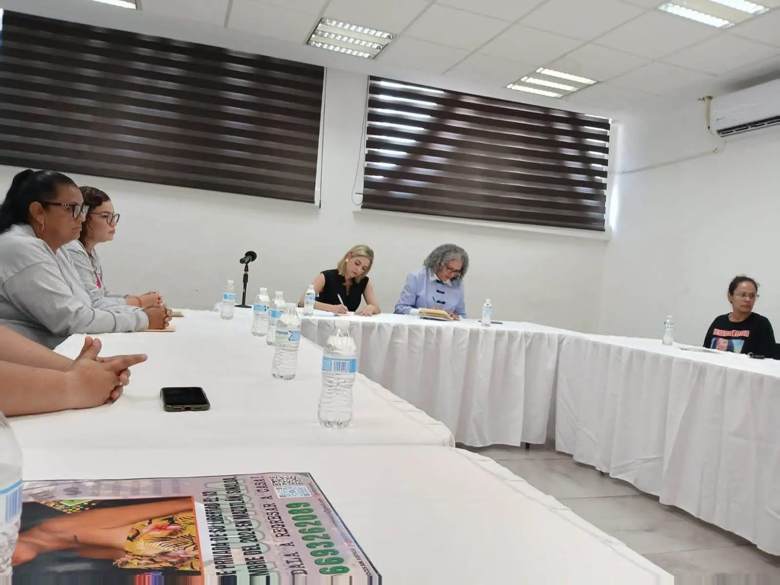 $!Se compromete Graciela Domínguez a revisar denuncias de madres buscadoras en el sur de Sinaloa