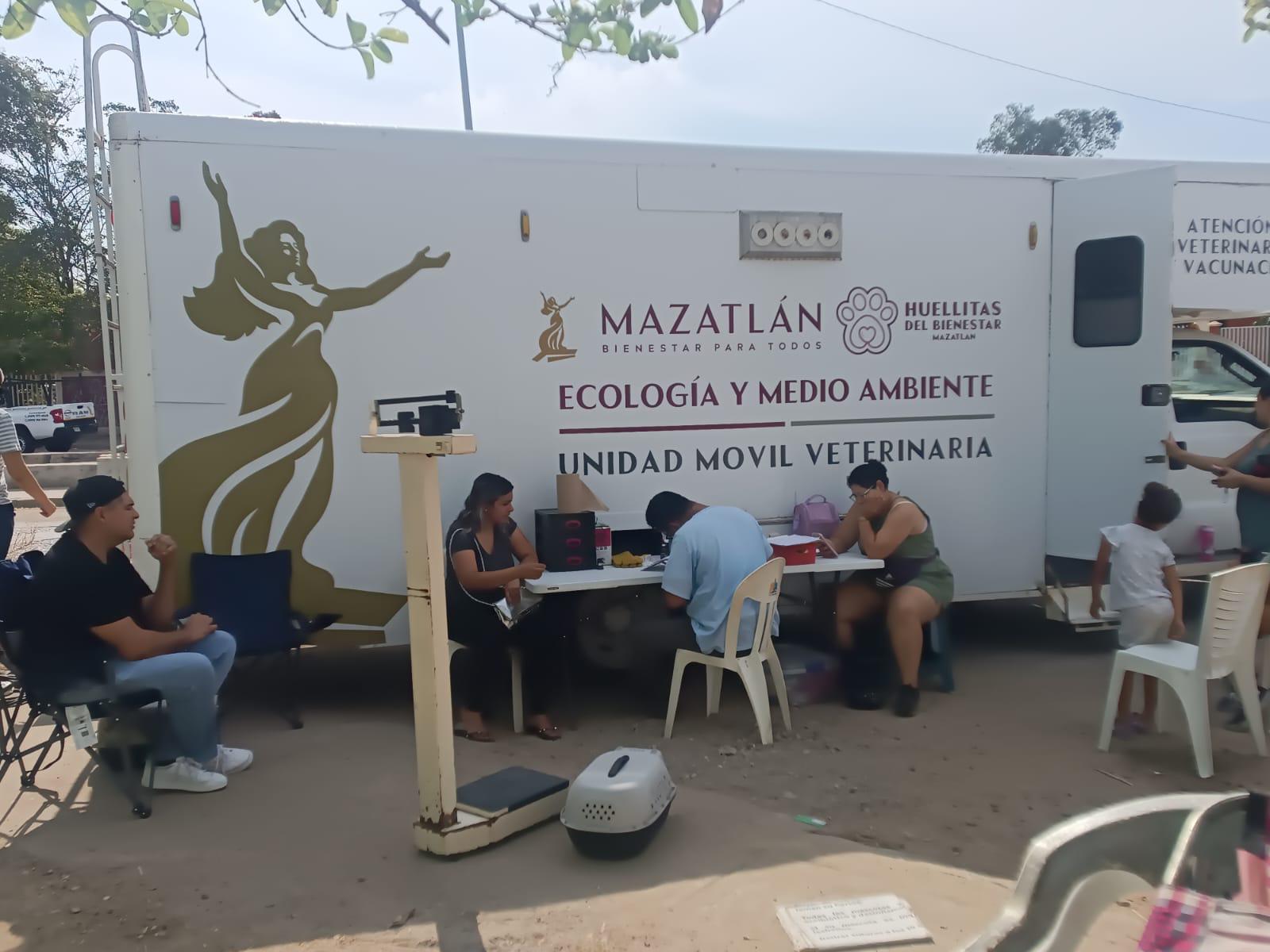 $!Colonos del Infonavit Alarcón reciben activa jornada de esterilización para sus mascotas