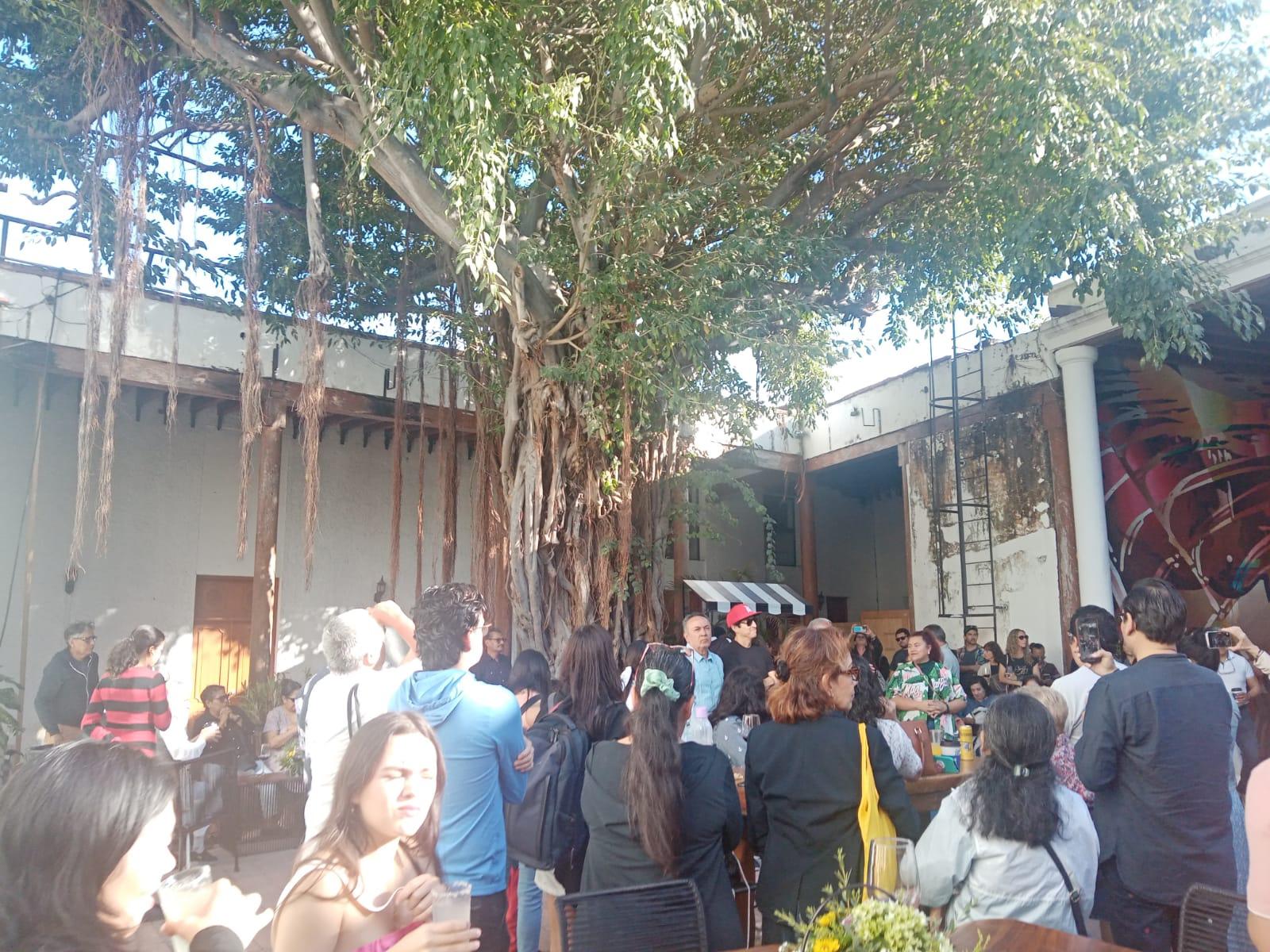 $!El Museo de Arte lució lleno en la exposición.