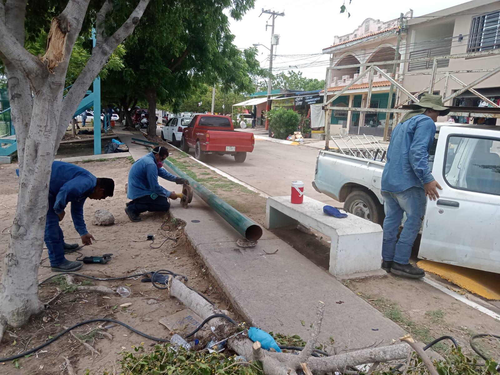 $!Trabaja Imdem a marchas forzadas para reparar espacios deportivos