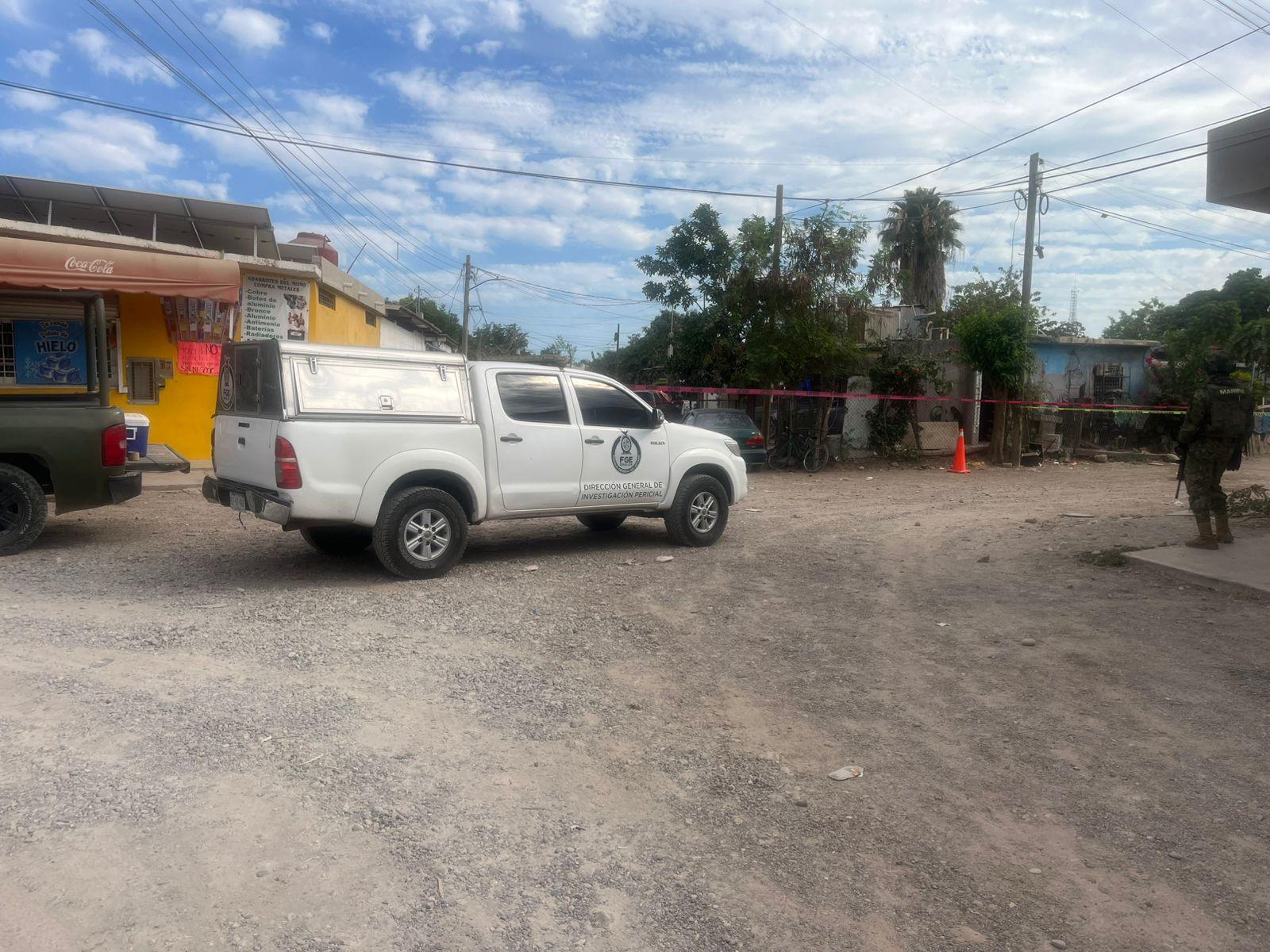 $!Balean una casa y vehículo en Campo El Diez, al sur de Culiacán