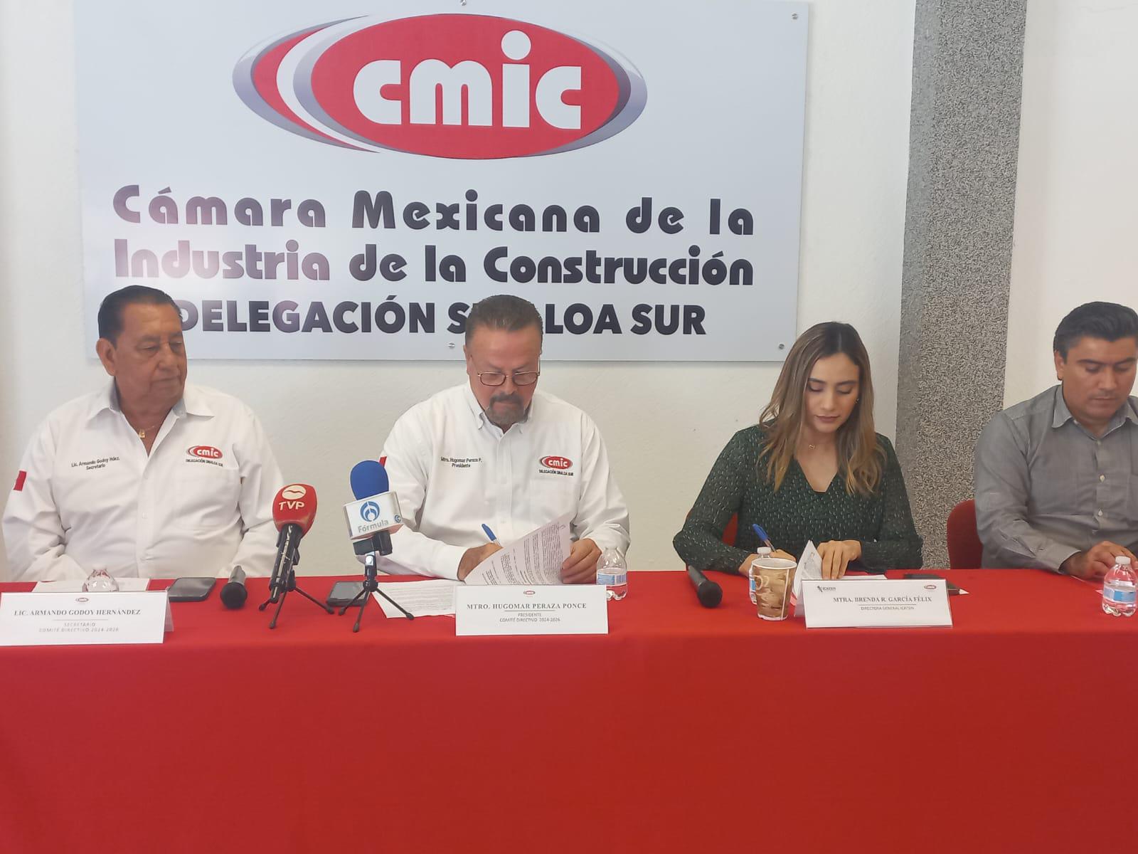 $!Icatsin y CMIC Mazatlán firman convenio para capacitar a desarrolladores