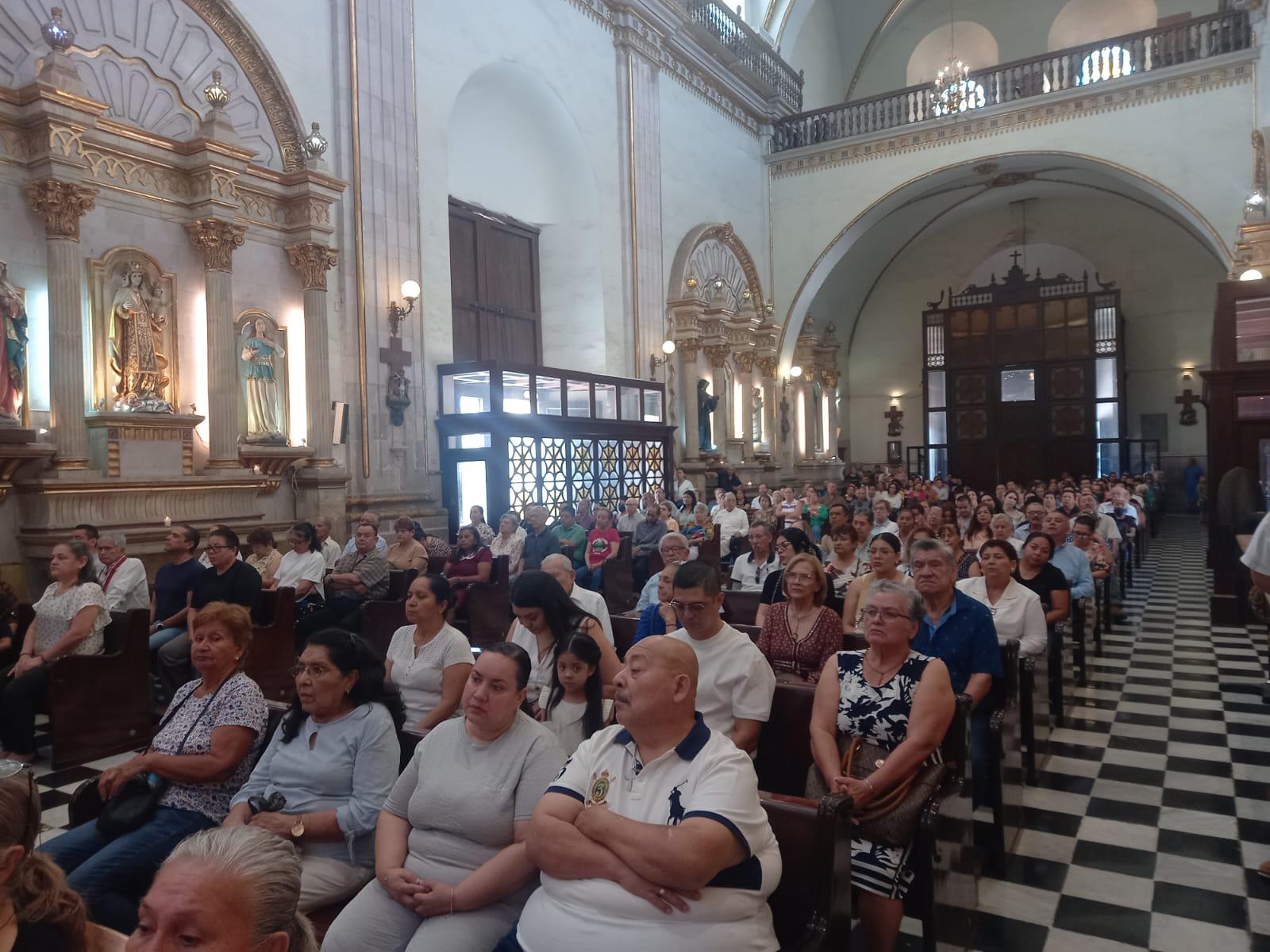 $!Llama Obispo de Culiacán a tener fe en Cristo en este Domingo de Resurrección