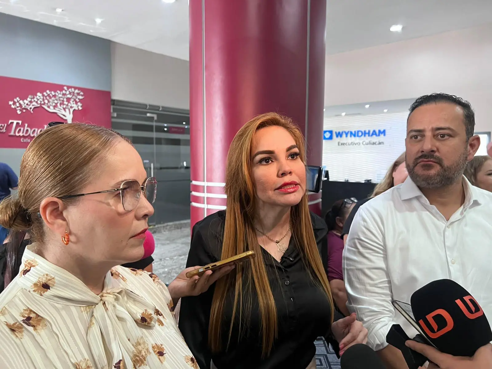 $!Ciudadanos anuncian liberación de casetas y retiro de medidores ante falta de respuesta de la CFE
