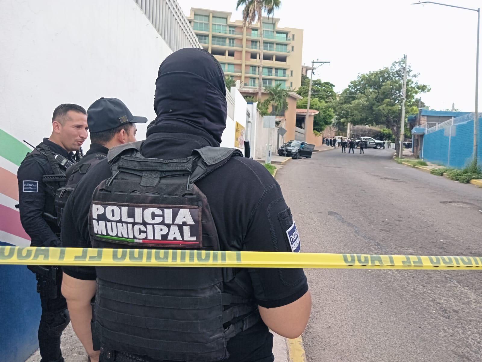 $!Matan a un conductor afuera de un jardín de niños de Culiacán