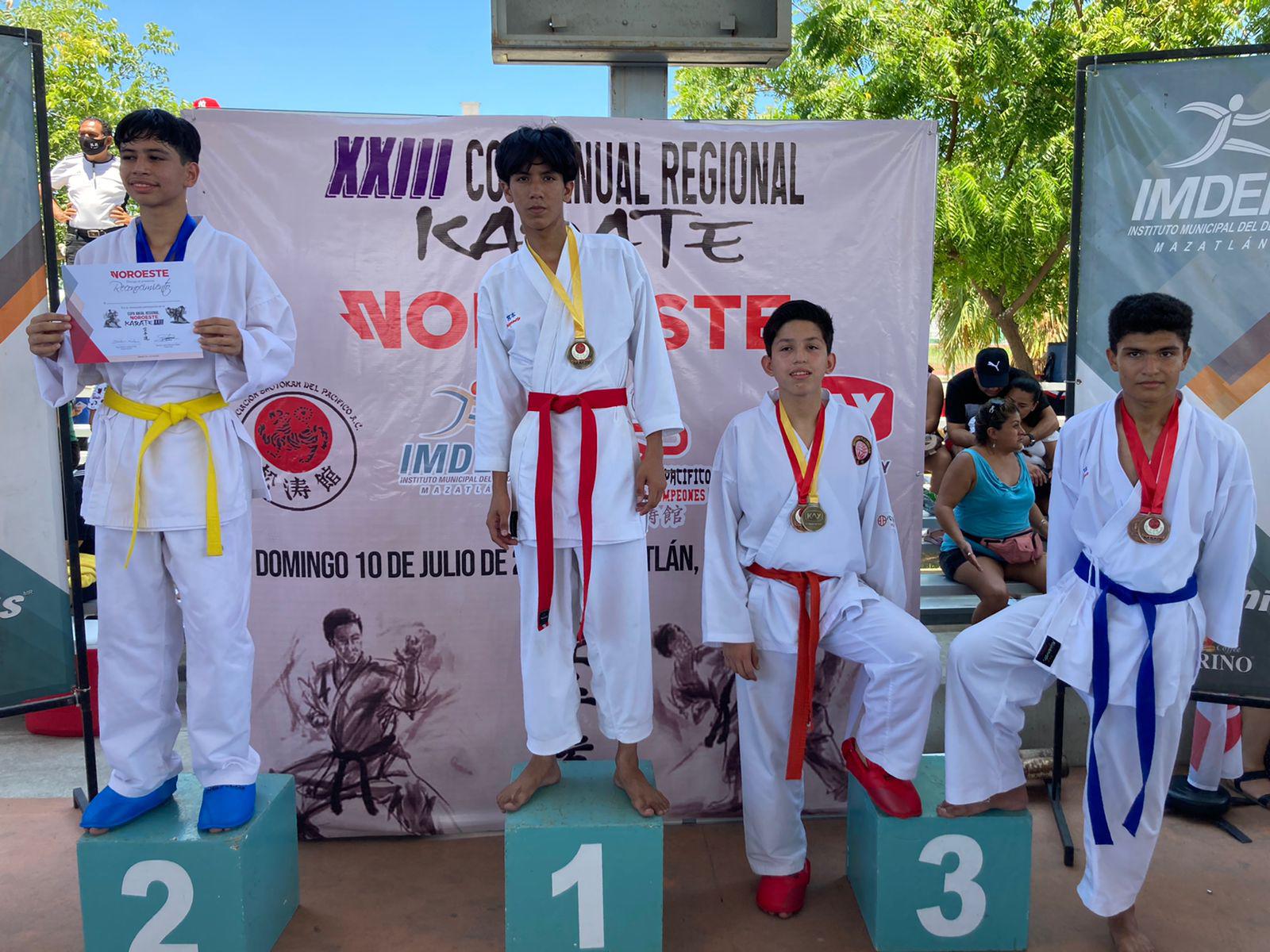 $!Verónica López domina en formas y combate en la Copa Anual Regional de Karate Noroeste