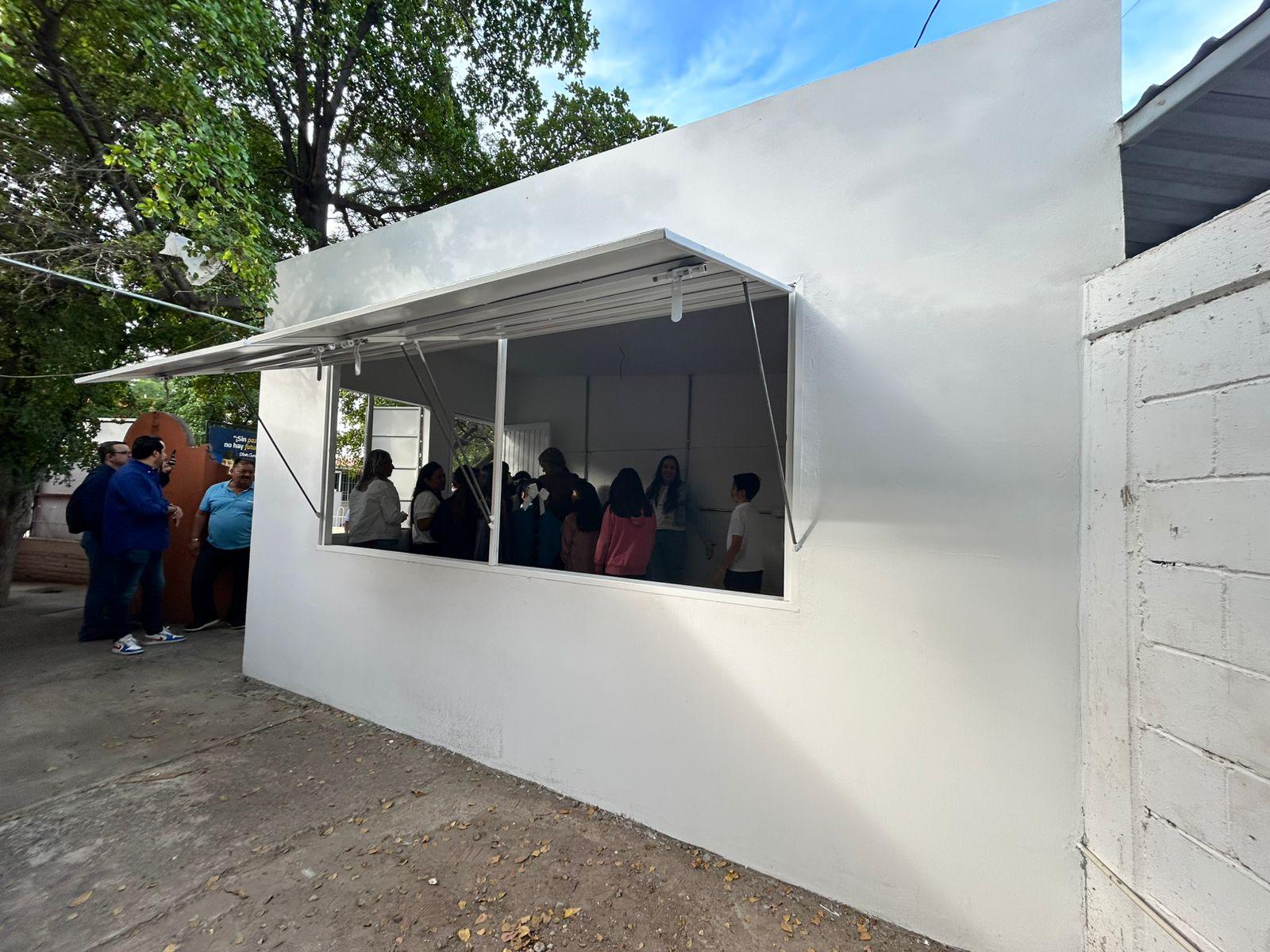 $!Apoyo ciudadano devuelve tiendita vandalizada a la primaria Rafael Ramírez, en Culiacán