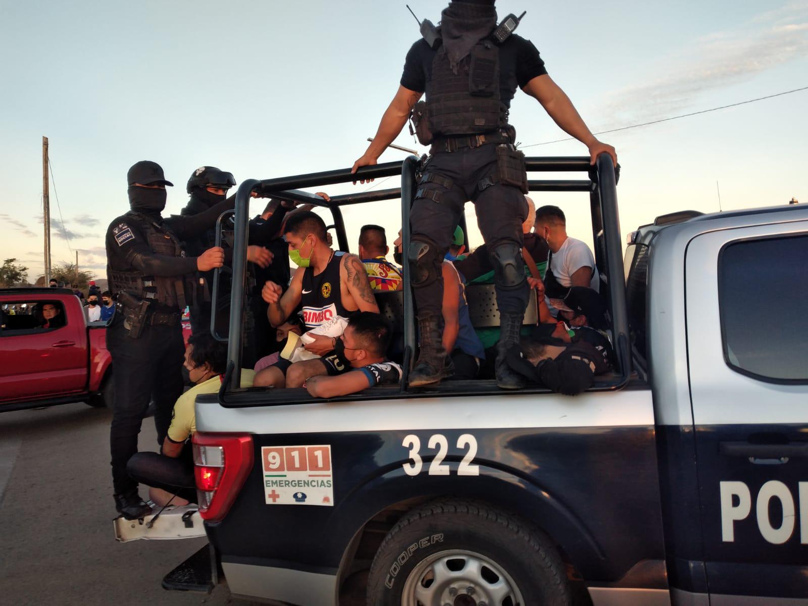 $!Van miles al Kraken... aunque Sinaloa está en naranja en el semáforo Covid; Policía de Mazatlán detiene a 11