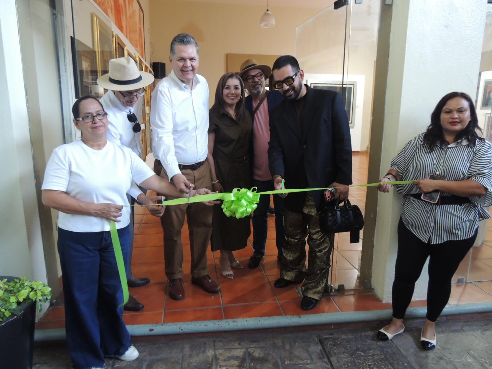 $!Momento de la inauguración de la exposición.