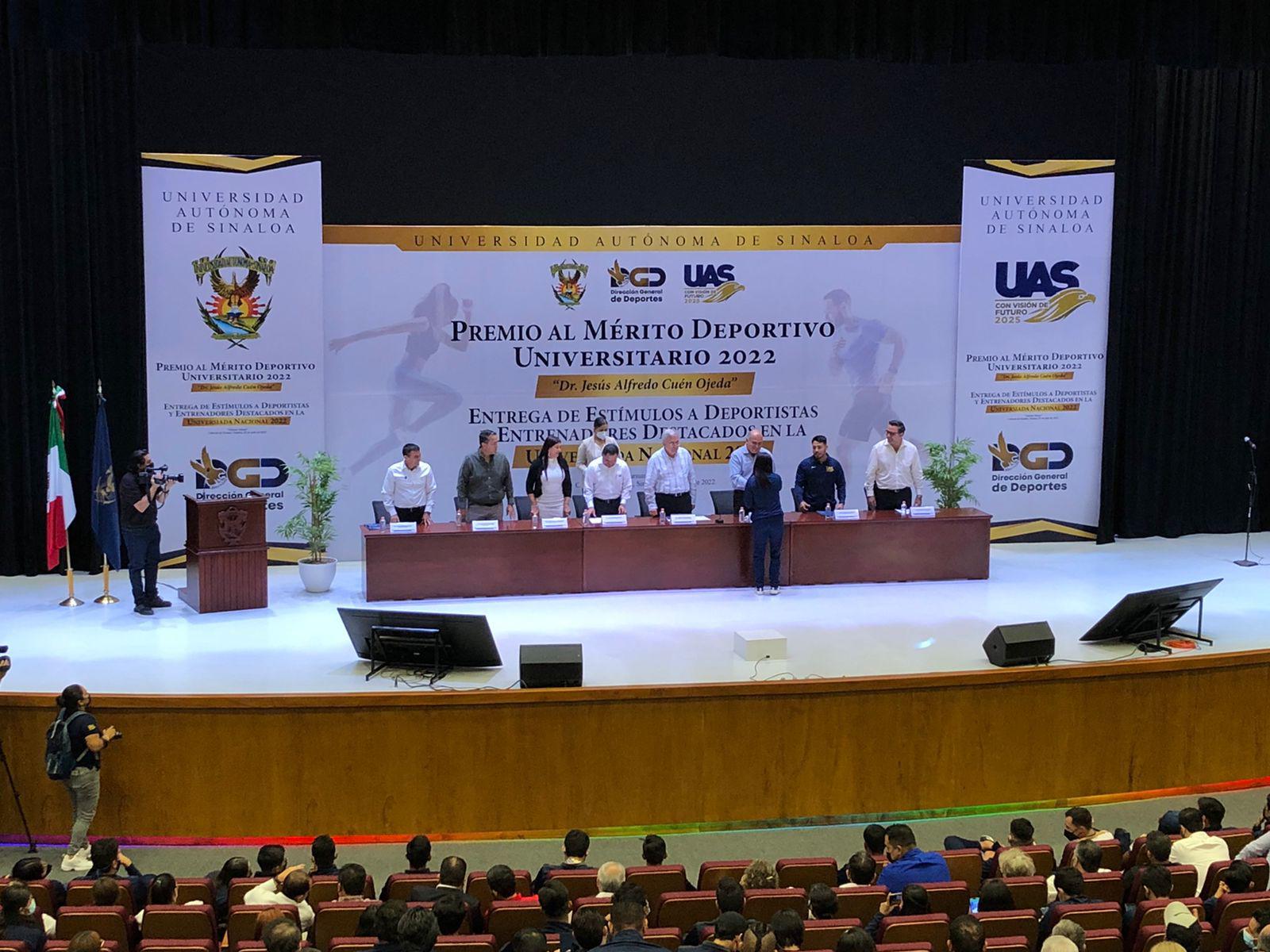$!Reconoce UAS a deportistas con la entrega del Premio al Mérito Deportivo Universitario