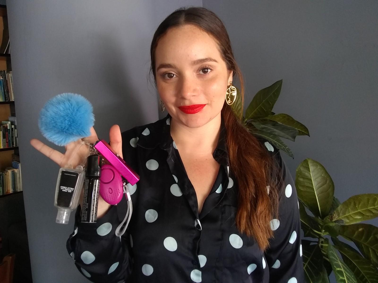 $!Ante la inseguridad que se vive en Culiacán, Desyreé Medina crea un kit para que mujeres se sientan seguras en las calles