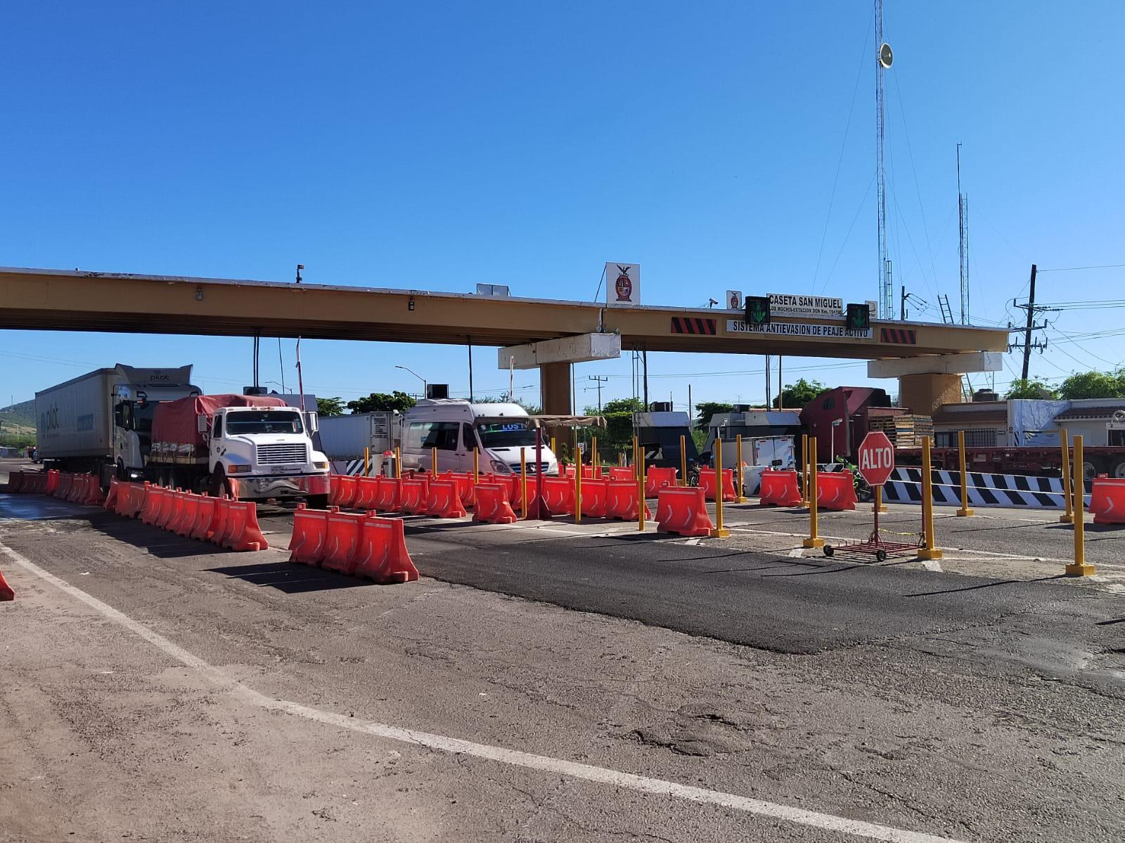 $!Productores agrícolas anuncian la toma de la caseta de San Miguel Zapotitlán ante falta de rentabilidad de granos