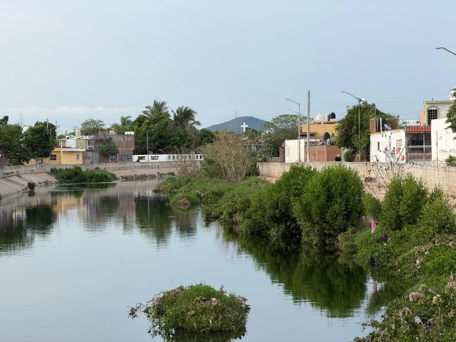 $!Semarnat plantea intervención integral para mejorar desfogue del Arroyo Jabalines