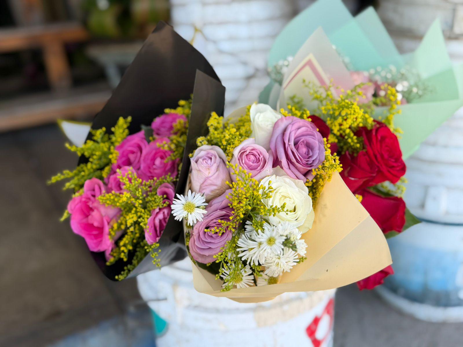 $!Floristas de Mazatlán se preparan para un repunte de ventas por el Día de las Madres