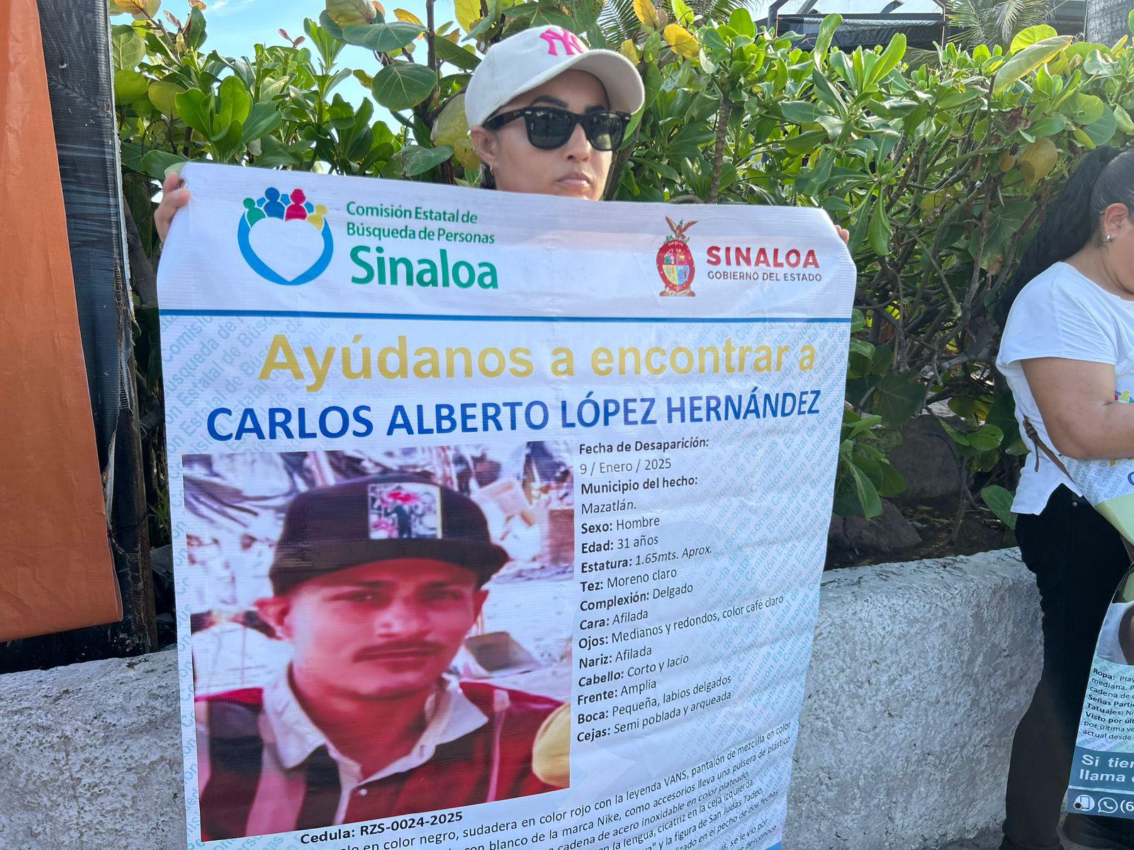 $!Familiares de desaparecidos marchan en Mazatlán para exigir justicia