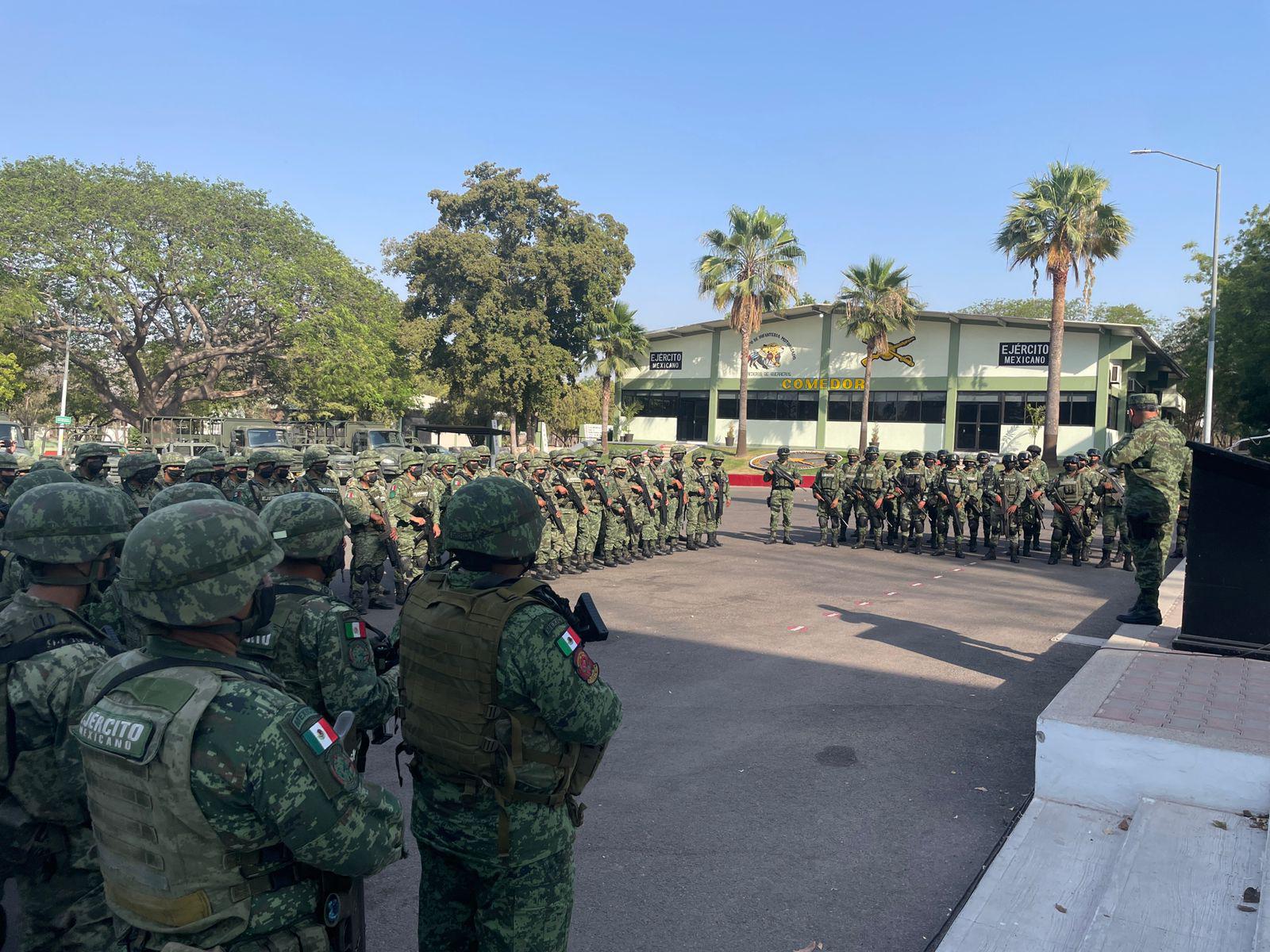 $!Llegan a Culiacán más elementos del Ejército