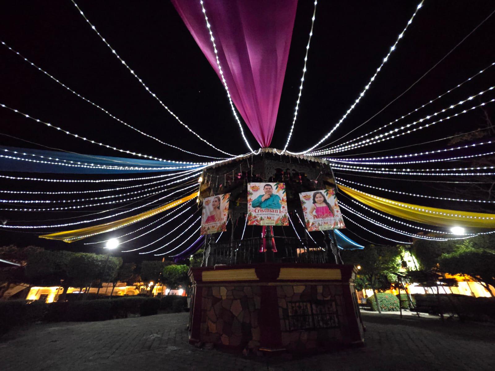 $!Pese a inseguridad, inicia decoración de Carnaval en Rosario