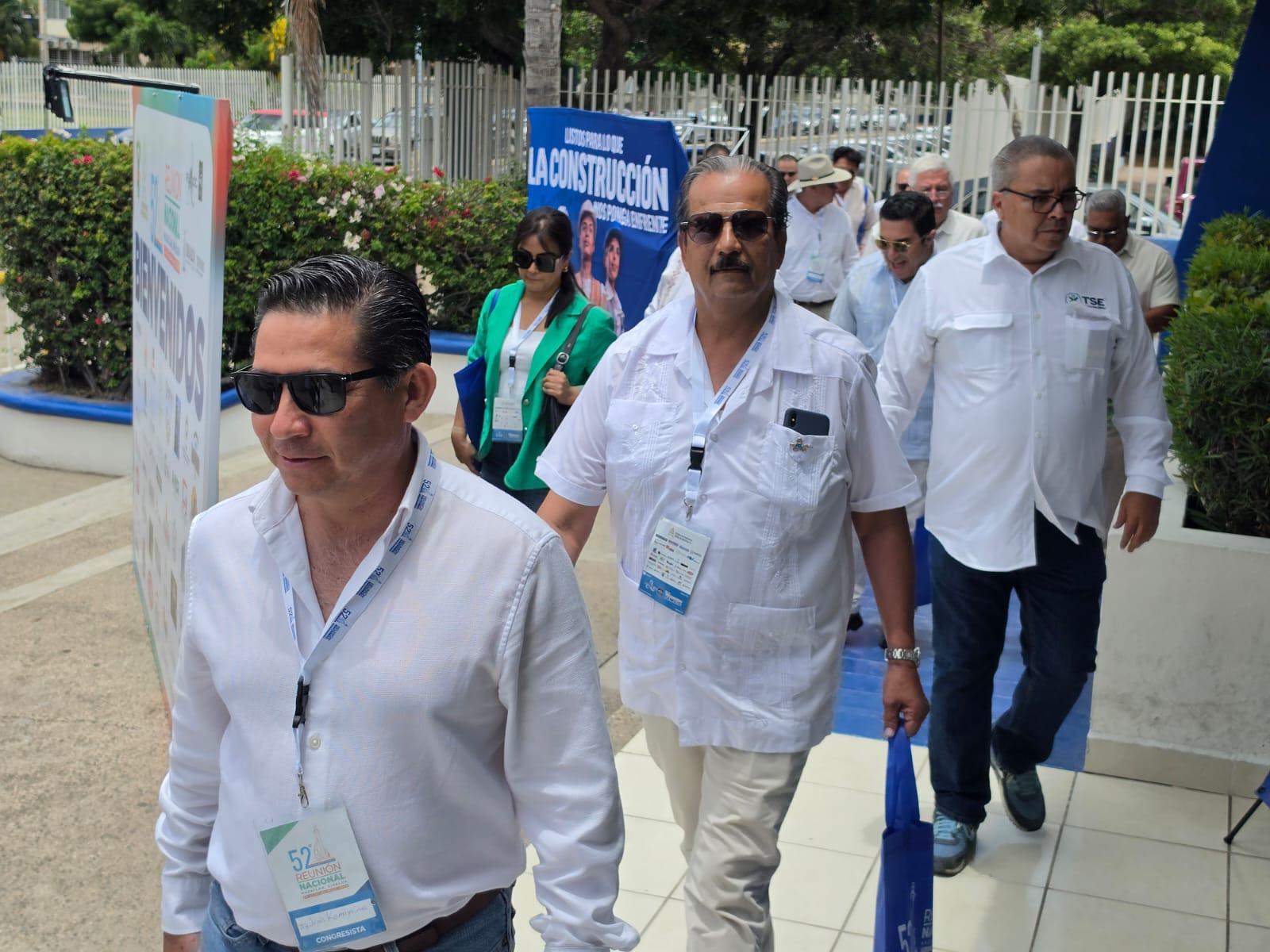 $!Mazatlán es un ejemplo de potencial de edificación vertical, pese a los múltiples retos que enfrenta: FMCIC