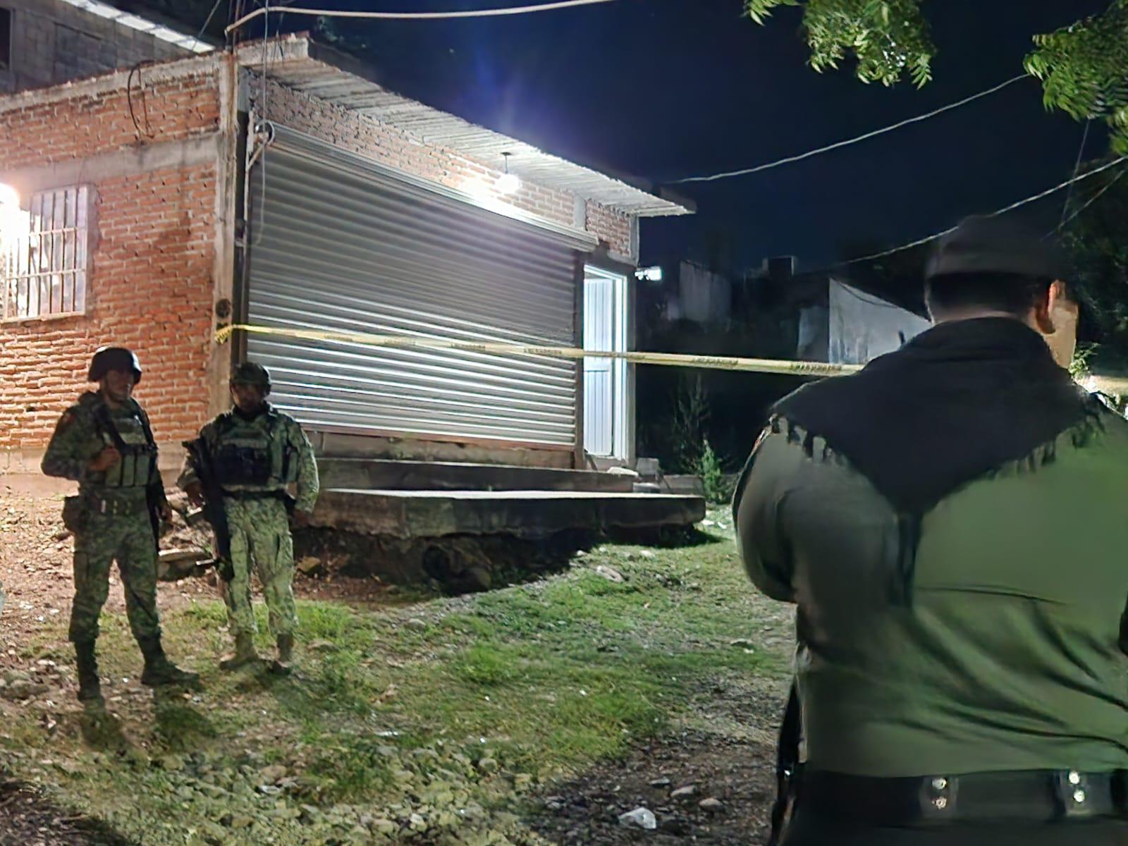 $!Asesinan a balazos a joven en su casa en Las Coloradas, Culiacán
