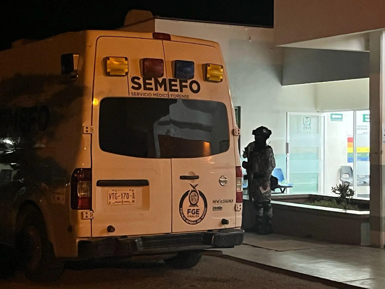 $!Asesinan a dos personas en el área de urgencias del Hospital IMSS-Bienestar de Navolato