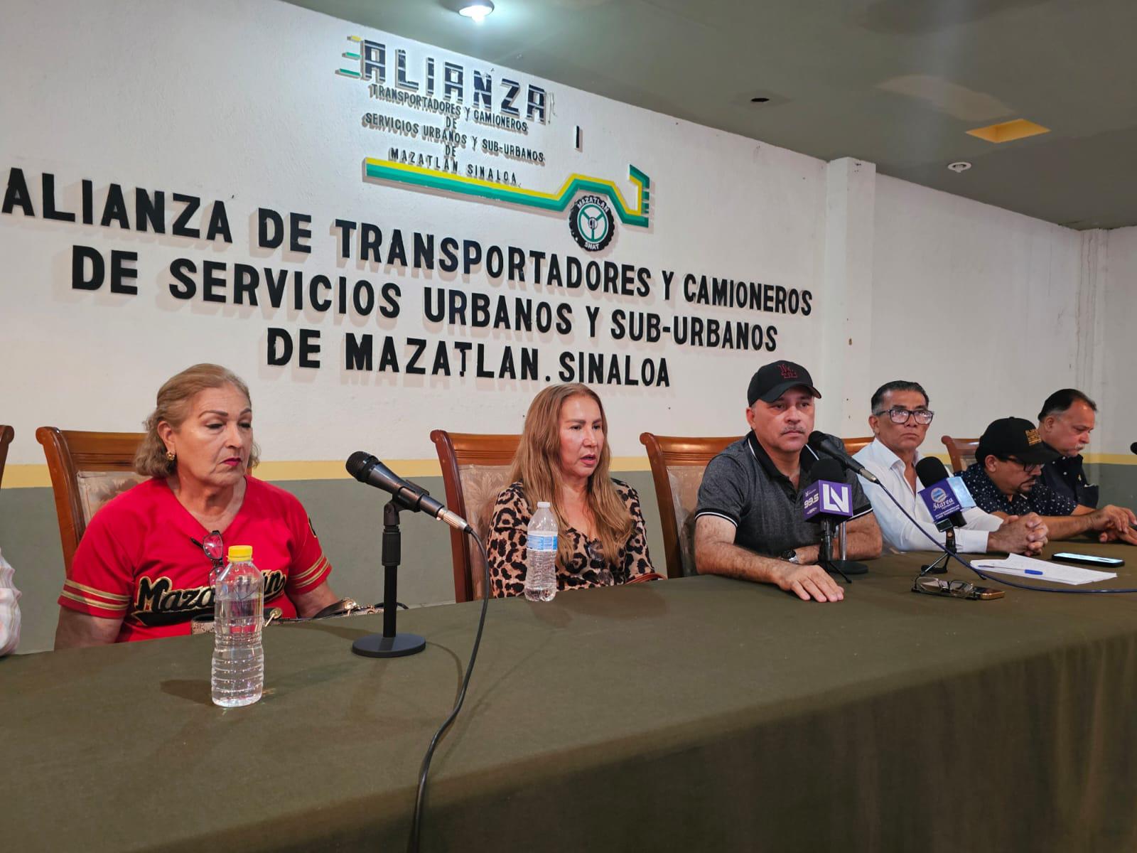 $!Surge conflicto transportista en Mazatlán a unas horas del inicio del ciclo escolar