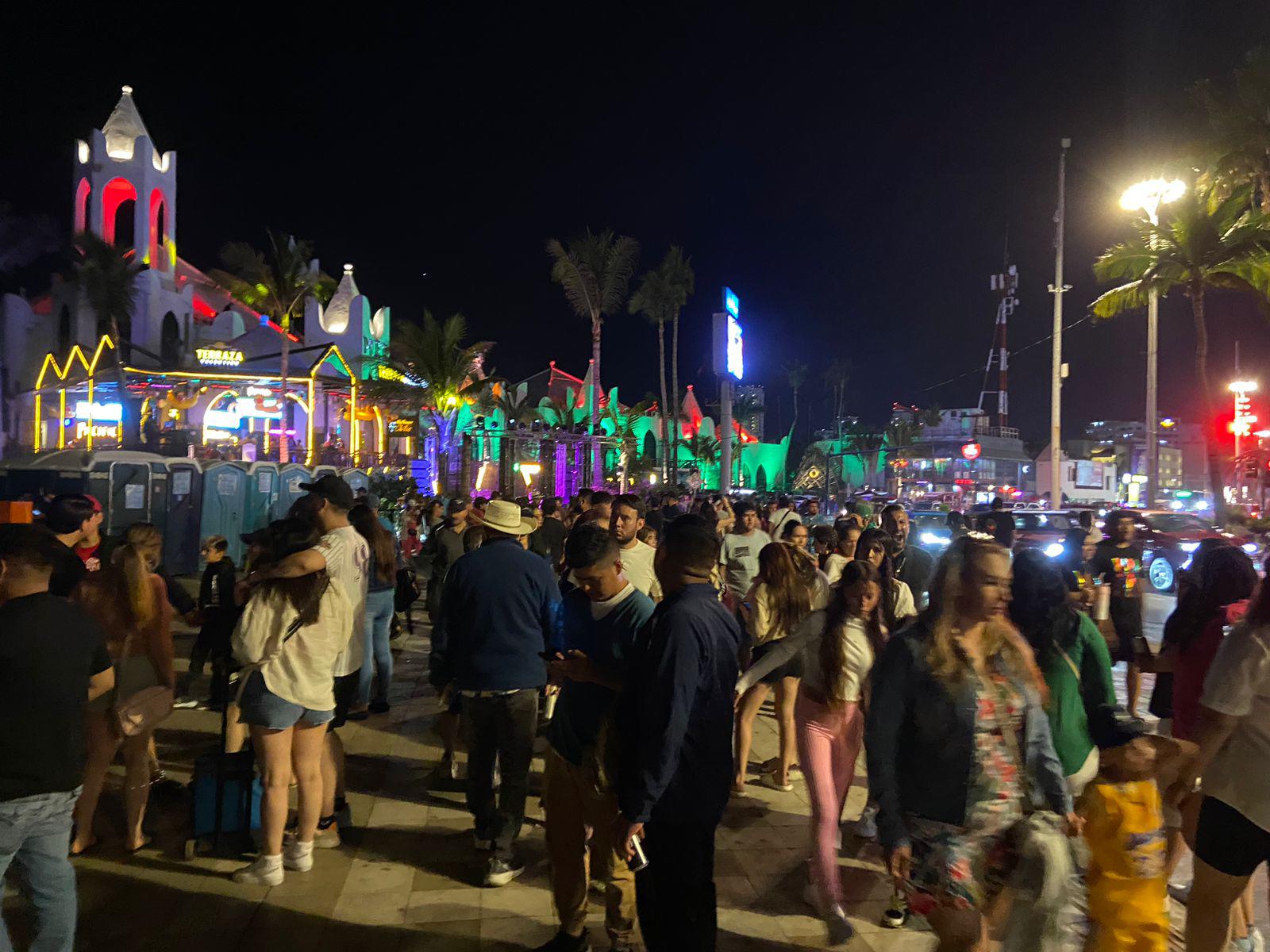 $!‘Mazatlán es un paraíso para vacacionar, está muy bonito’, dice familia de San Diego