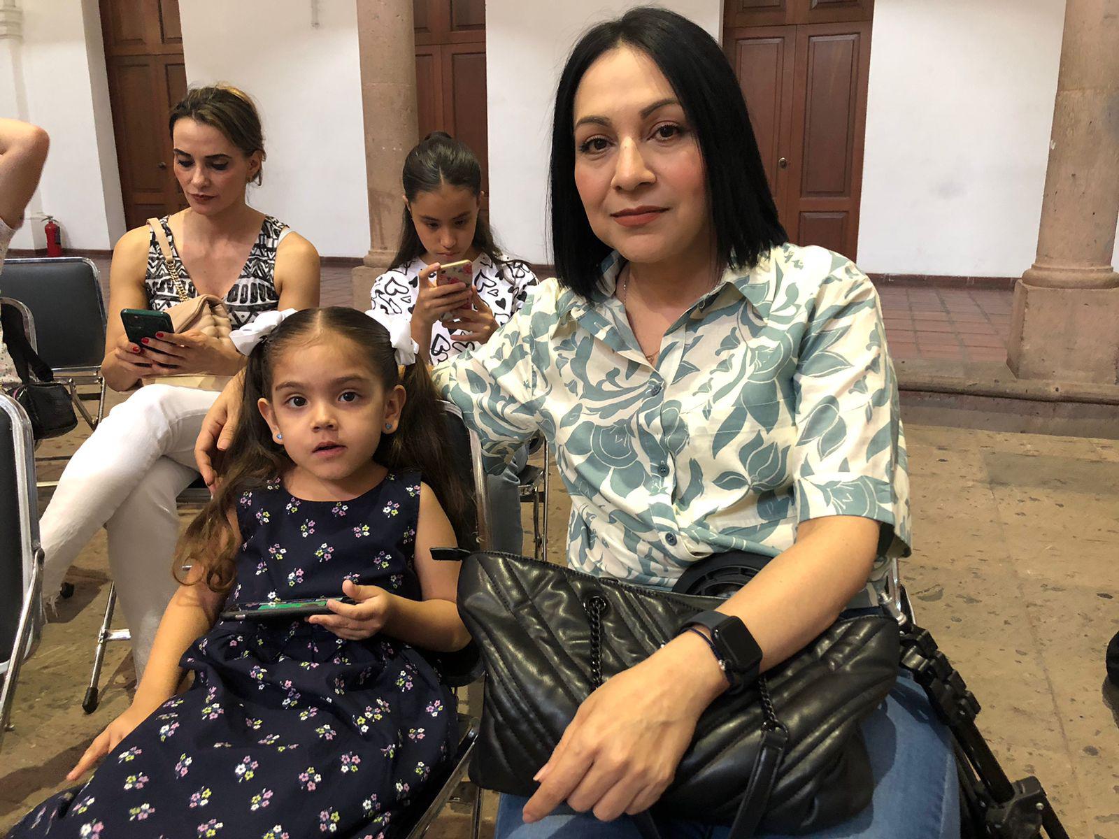 $!Mía Isabela y Dolores Meza.