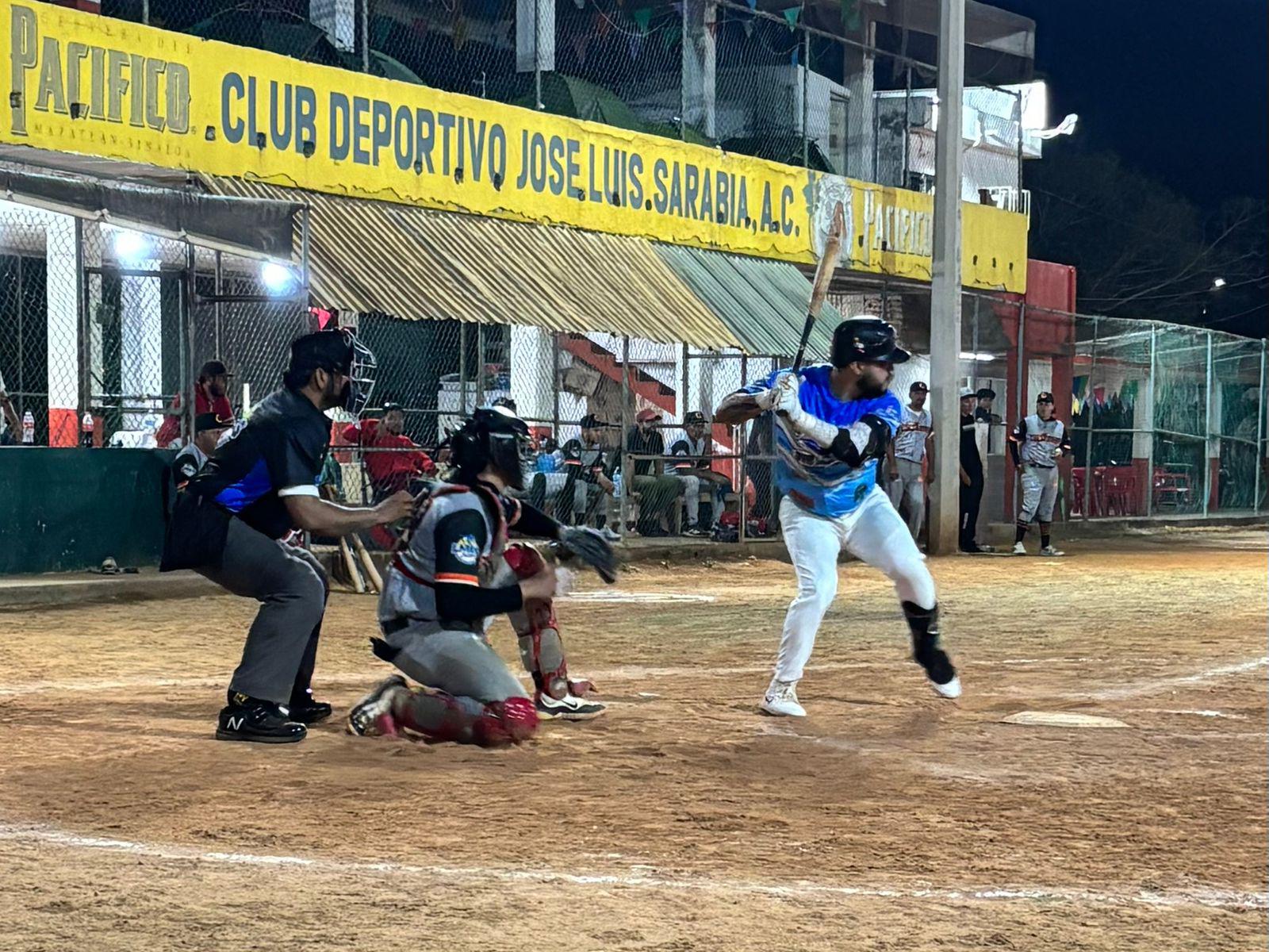 $!Camaroneros vencen a Jumapam en la Liga de Beisbol Clase Abierta