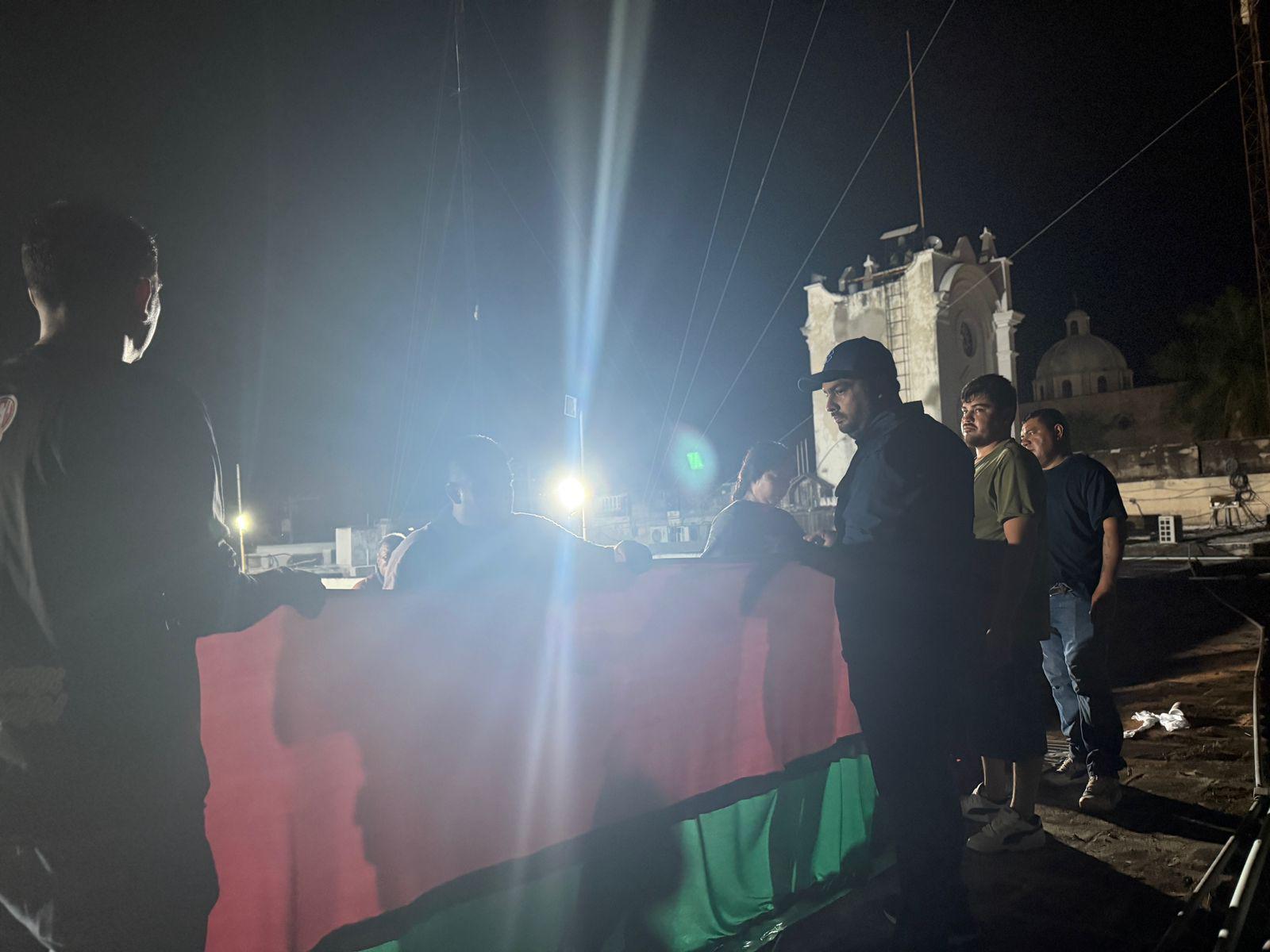 $!Decoración de fiestas patrias en Escuinapa estuvo a cargo de una coordinadora de eventos