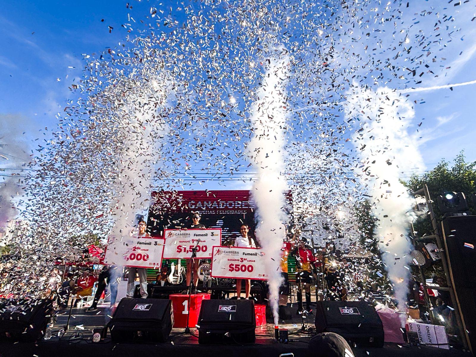 $!Festeja Mueblería Valdez Baluarte medio siglo de existencia con carrera con causa en Culiacán