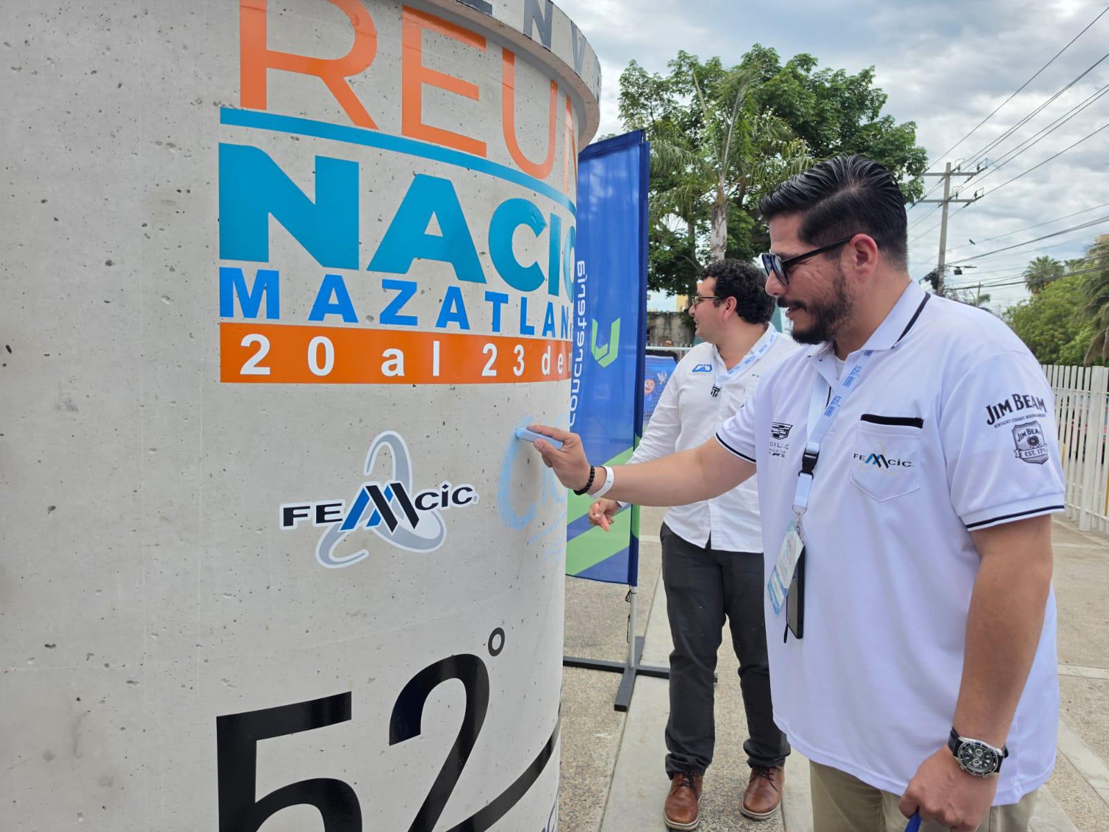 $!Mazatlán es un ejemplo de potencial de edificación vertical, pese a los múltiples retos que enfrenta: FMCIC
