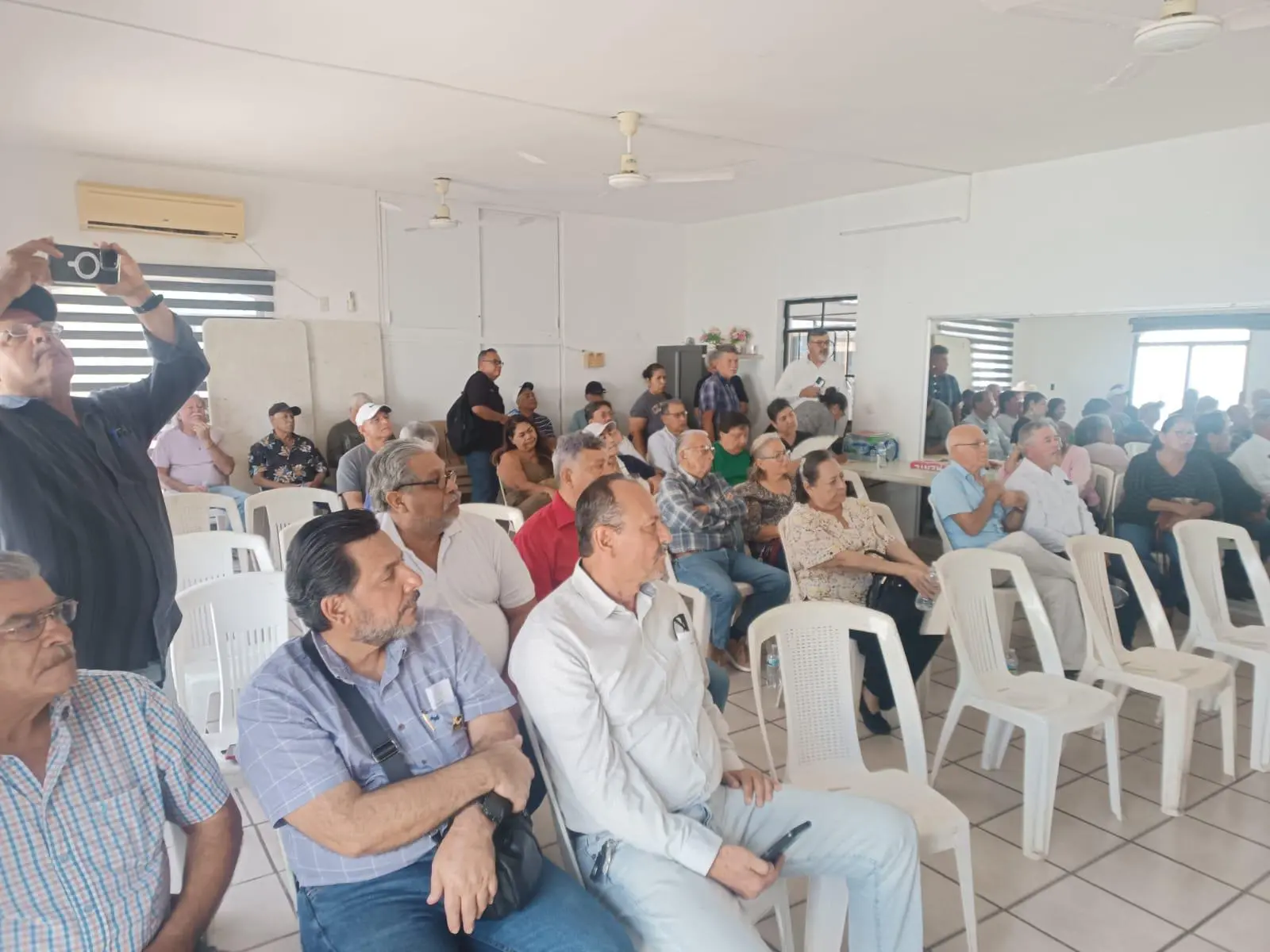 $!Sostiene Frente de Defensa Laboral de Trabajadores de la UAS nueva reunión para combatir la reingeniería financiera