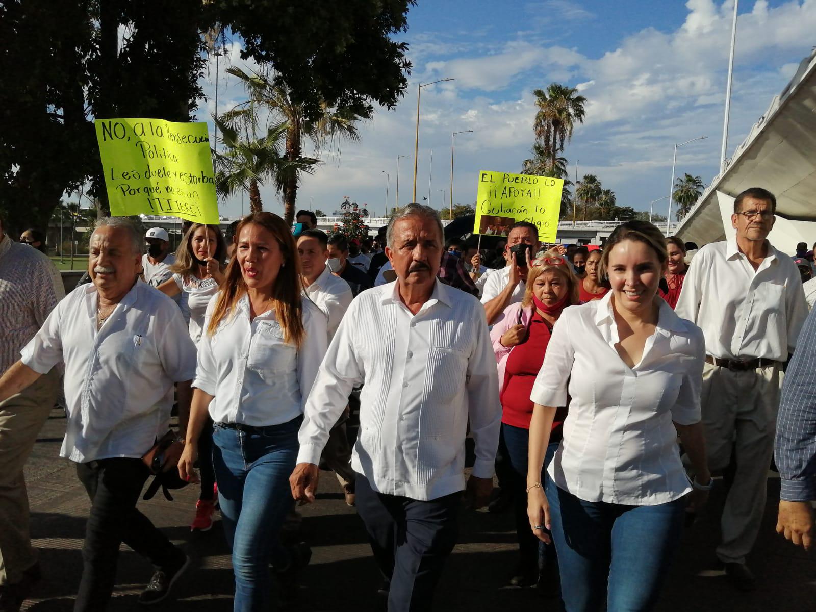 $!Se organiza marcha de respaldo a Estrada Ferreiro para responder demanda de juicio político al Congreso del Estado