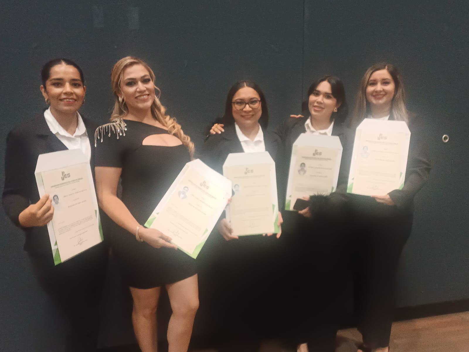 $!Arely Yesenia Mora Quiralte, Lidia Rodríguez Osuna, María Isabel Ulibarría Villa, Xóchitl Julieta Sotelo Chávez y Jazmín Amadora Contreras Fonseca.